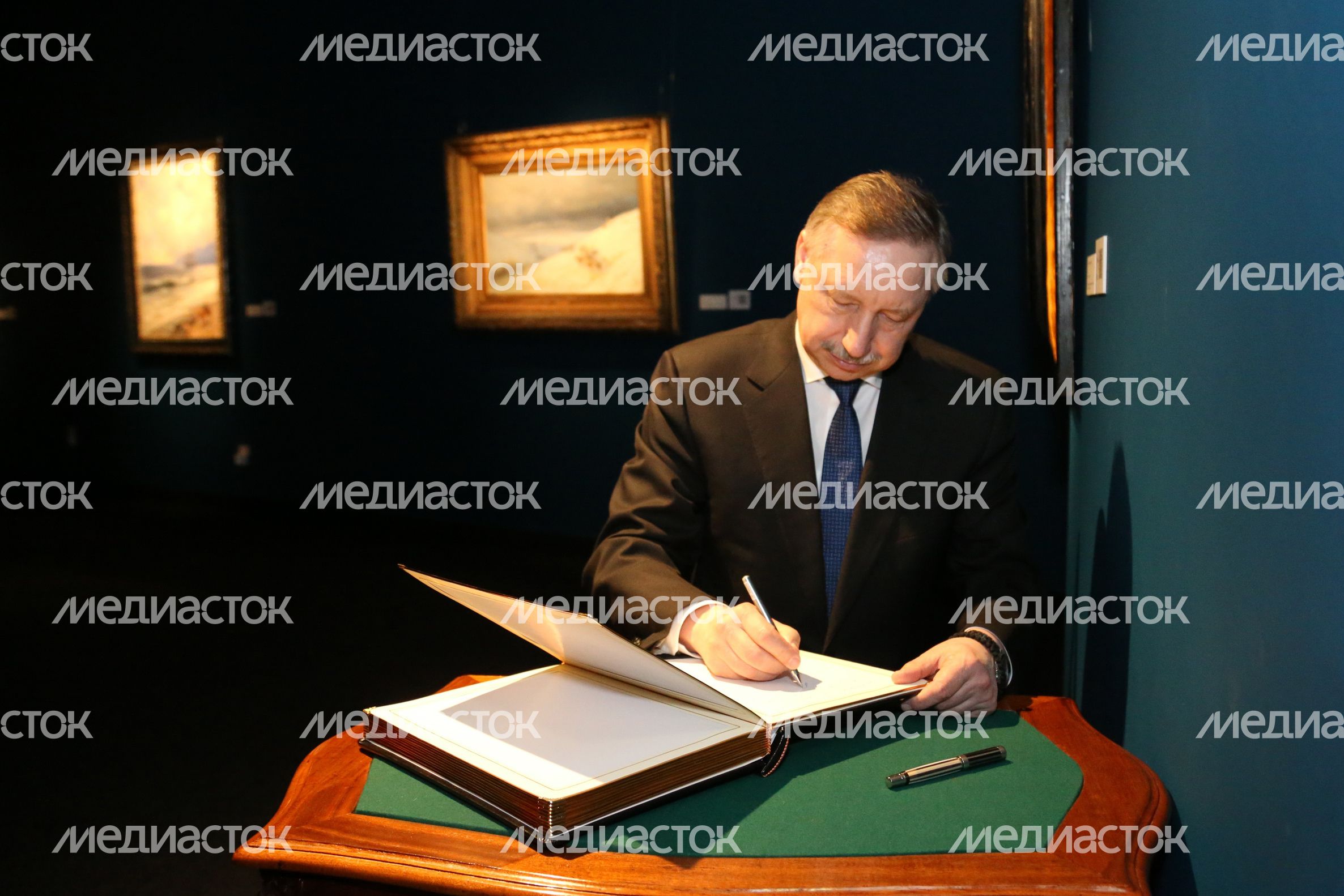 Открытие выставки Айвазовского в МВК «Новый Иерусалим» в Истре Открытие выставки Айвазовского в МВК «Новый Иерусалим» в Истре