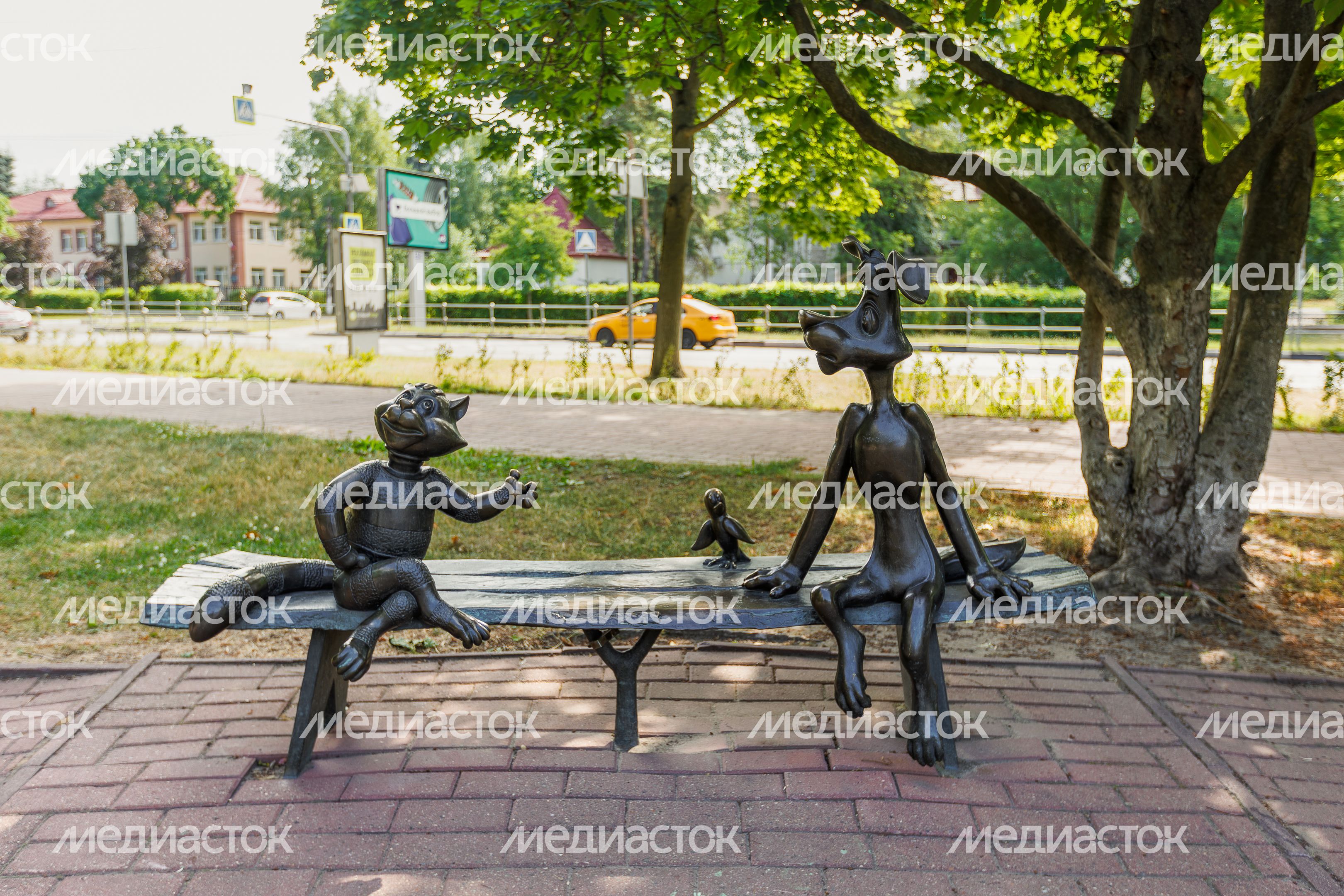 Жанровая скульптура «Трое из Простоквашино» на улице Михалевича в Раменском Жанровая скульптура «Трое из Простоквашино» на улице Михалевича в Раменском