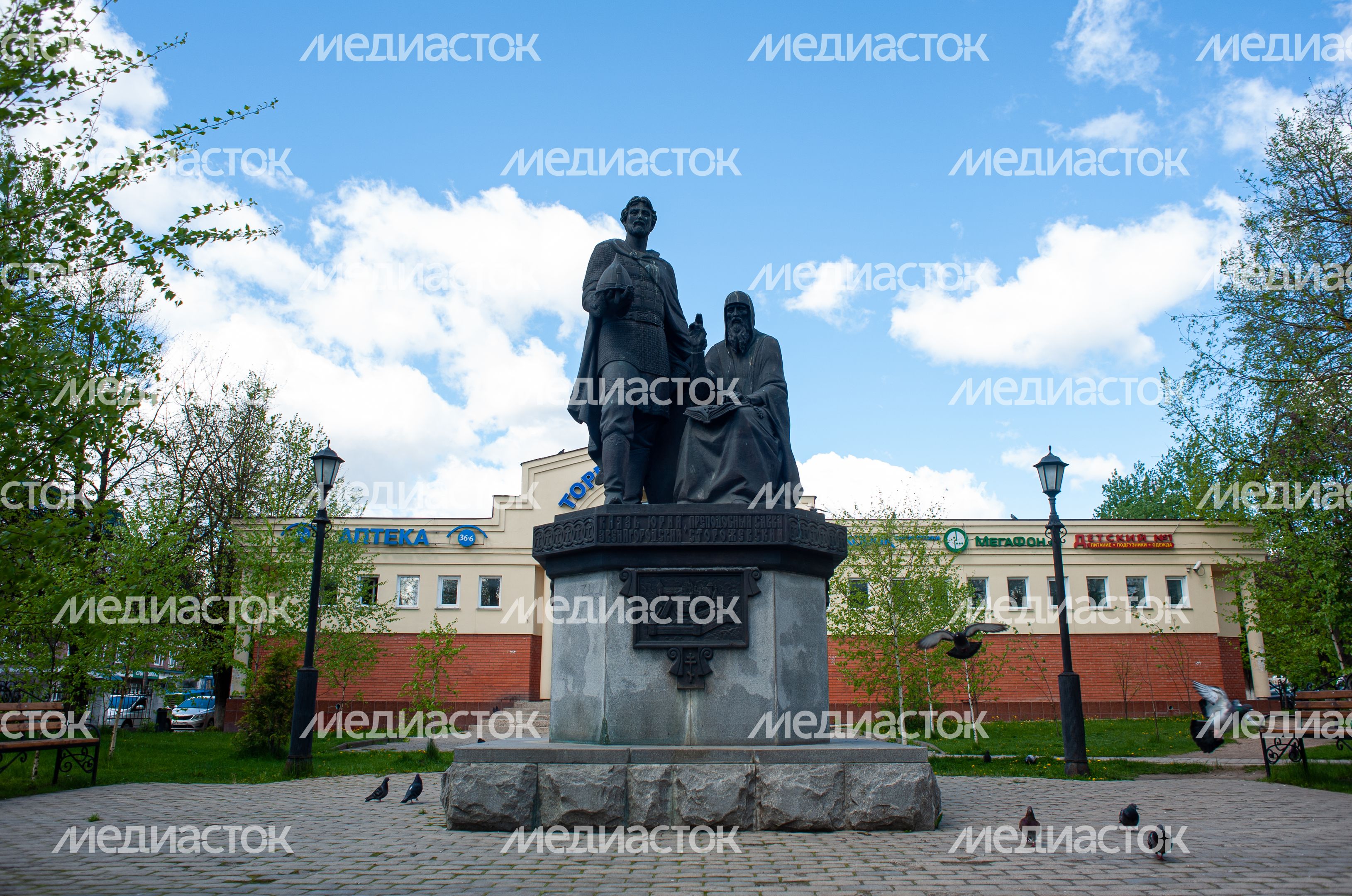 Летние виды города Звенигород