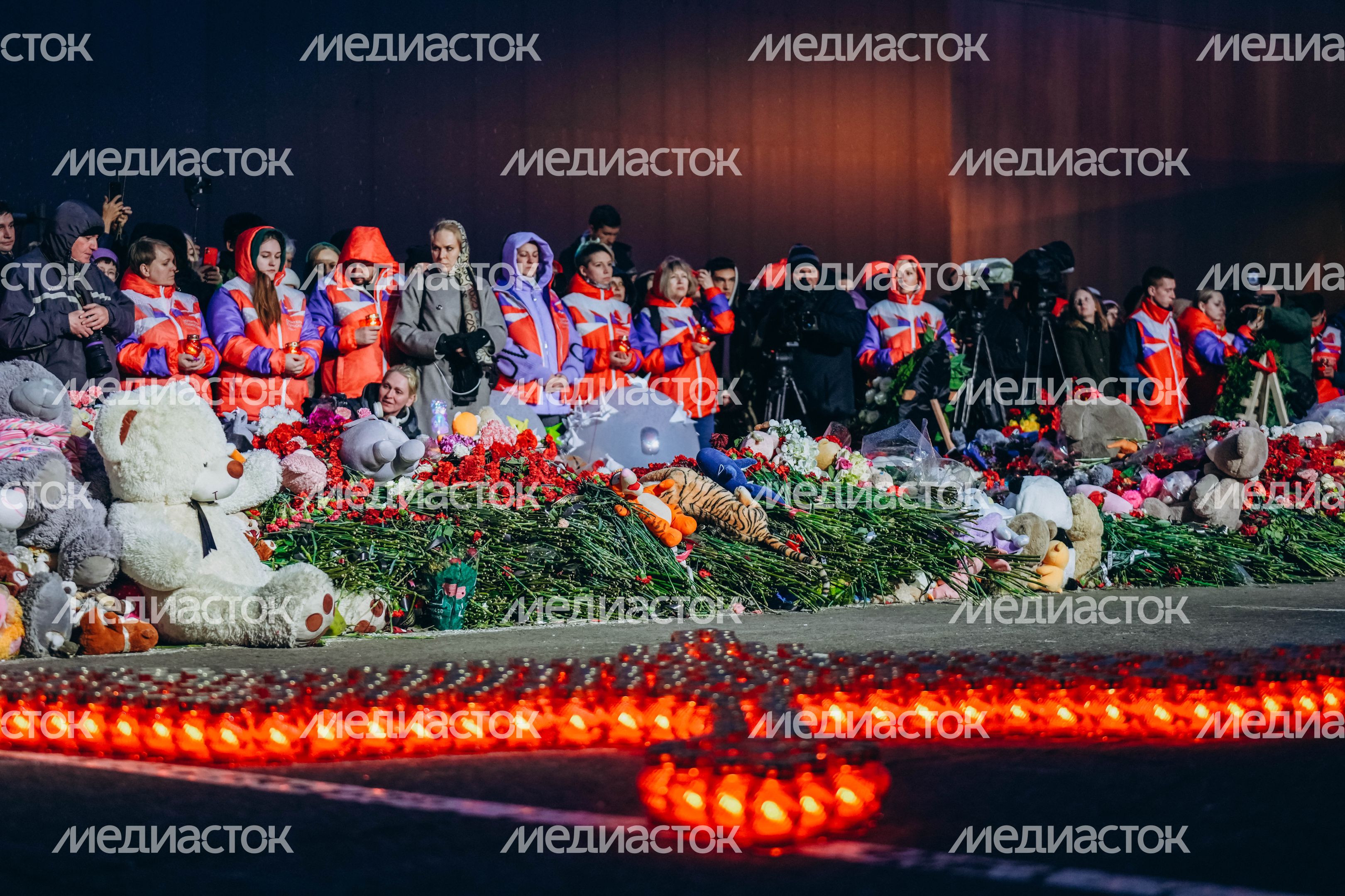 Акция памяти «Журавли» прошла на девятый день после теракта в "Крокус Сити Холле"