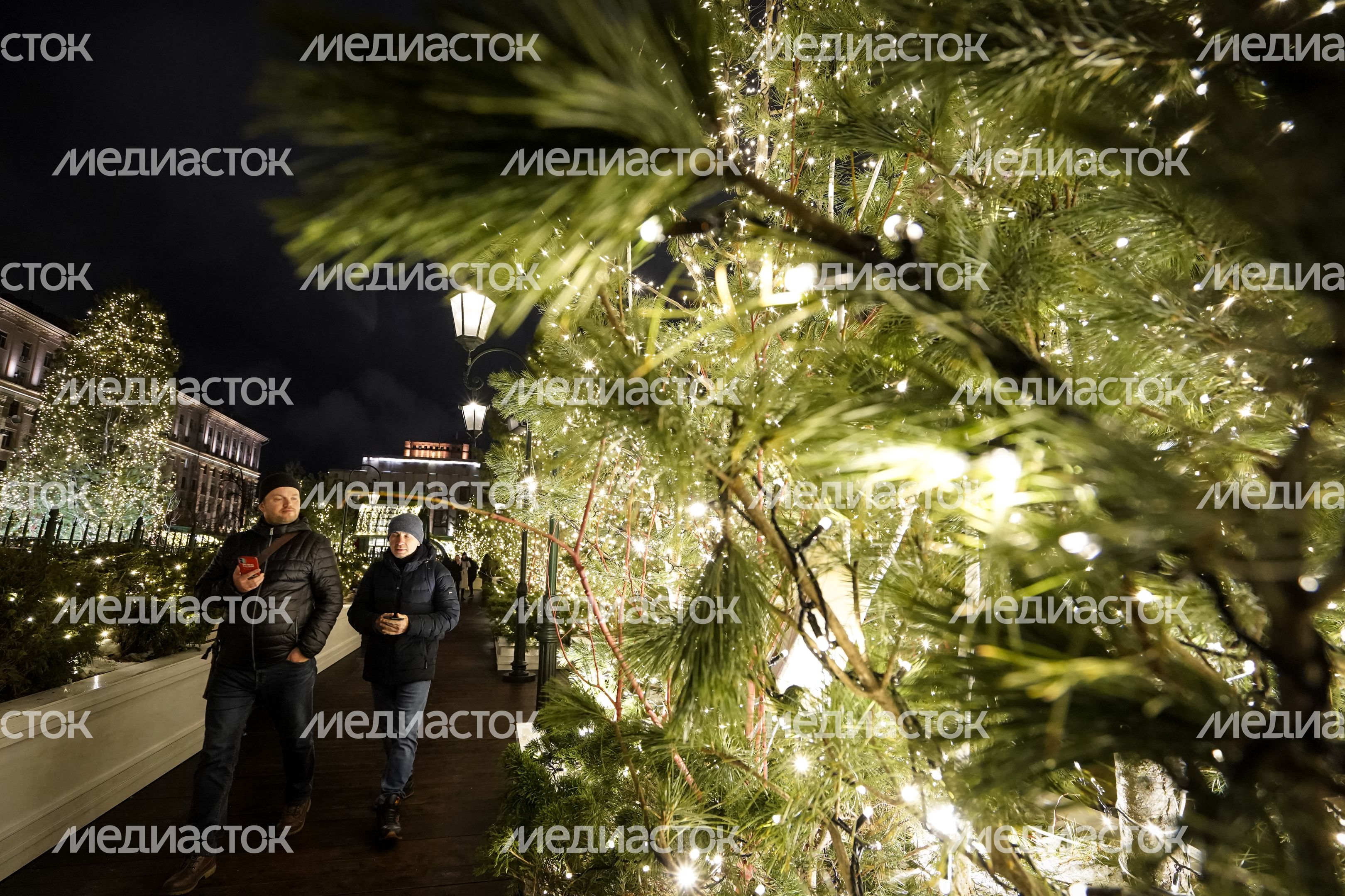 Новогодняя иллюминация в Москве