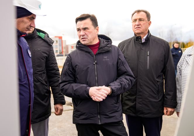 Андрей Воробьев проверил ход строительства поликлиники в Ногинске