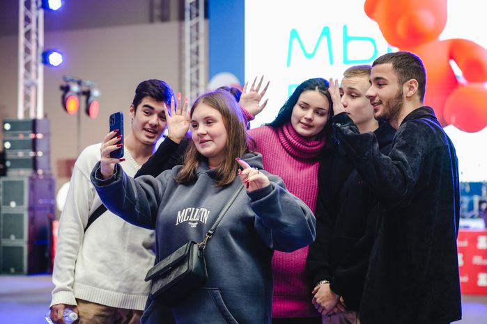 Флагманский молодежный форум "Мы - Россия" завершился в Подмосковье