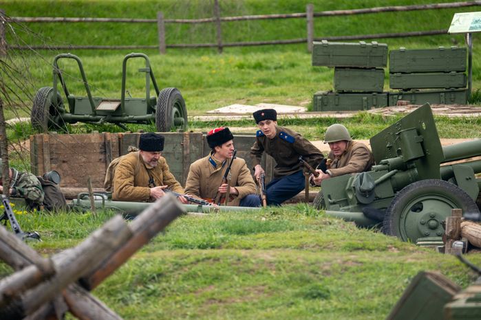 Военно-историческая реконструкция «Штурм Кенигсберга» в День Победы в парке «Патриот» Одинцовского округа