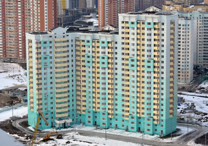 Долгострой в микрорайоне Павшинская Пойма в Красногорске