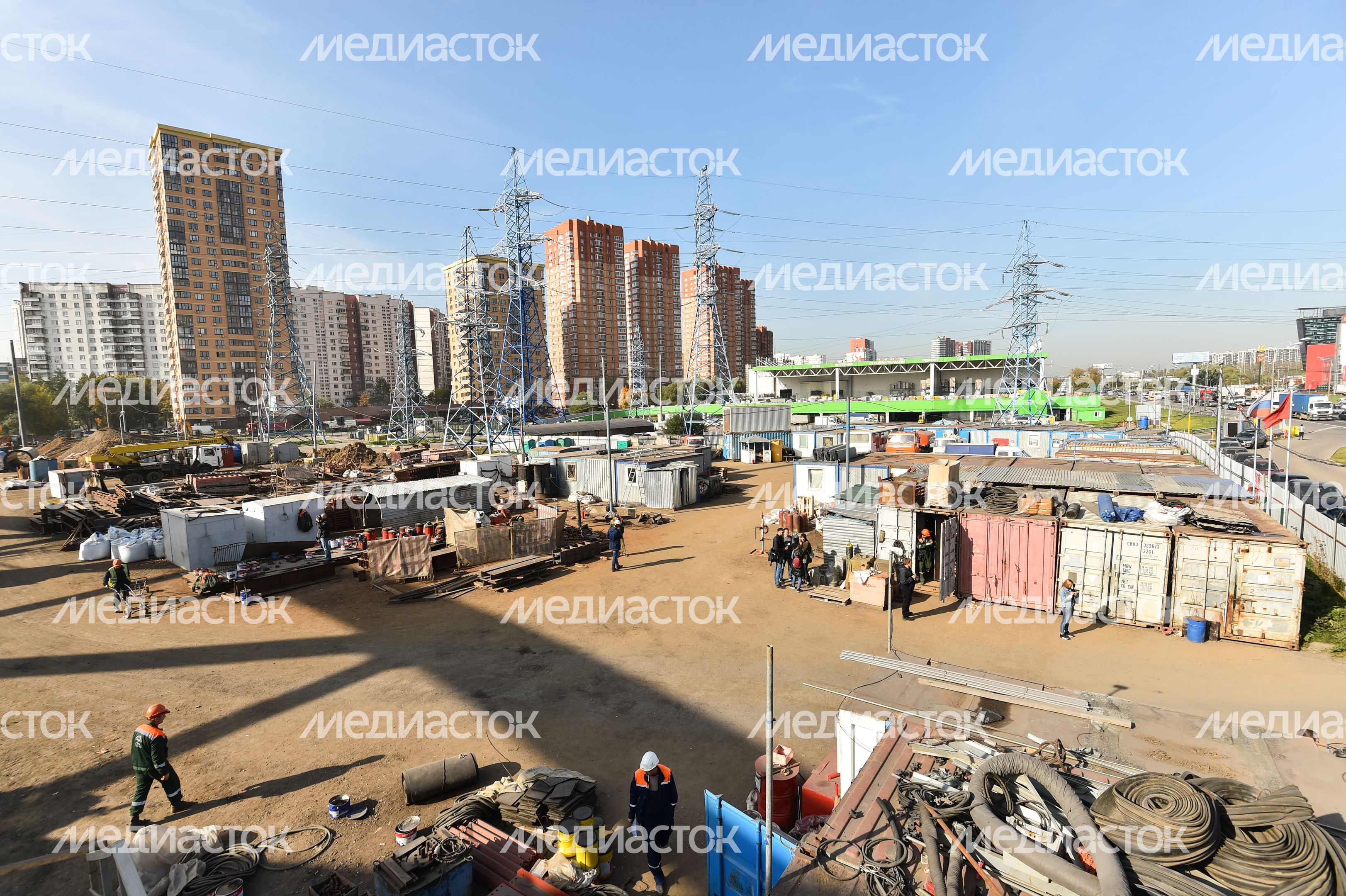 Надвижка арочного пролета на развязке Ленинградского шоссе в Химках