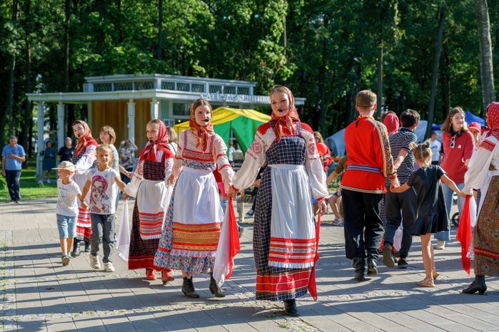 Фестиваль туризма и творчества "Красное сельцо" в Воскресенске
