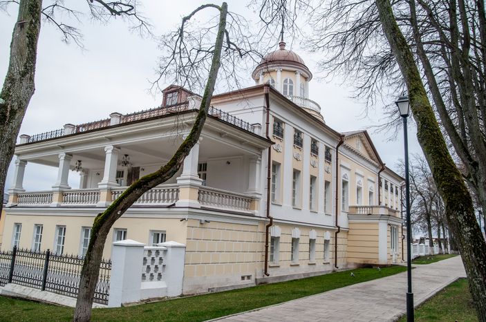 Усадьба Старо-Никольское в Первомайском