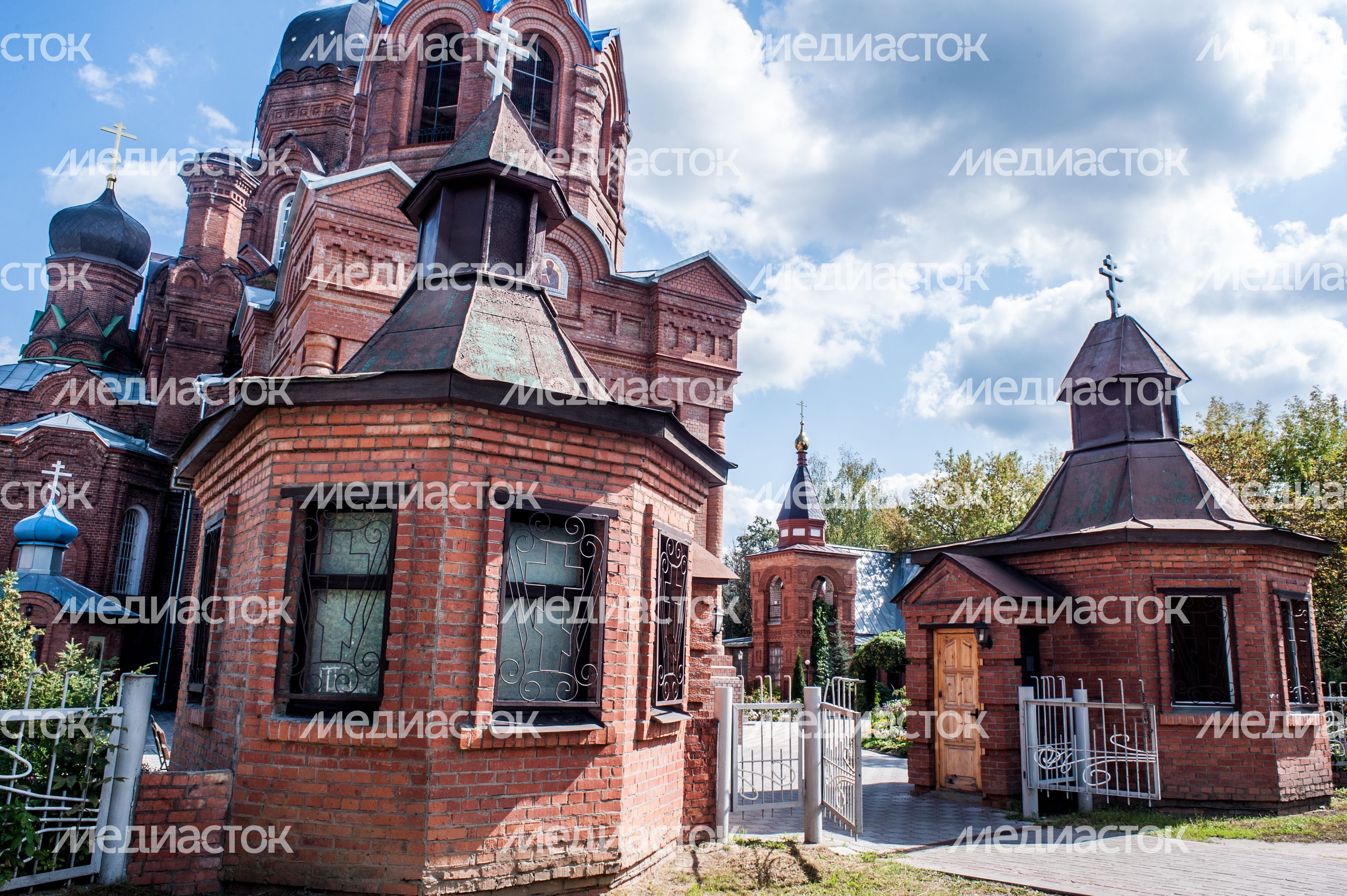 Храм Иоанна Богослова в городе Ликино-Дулёво