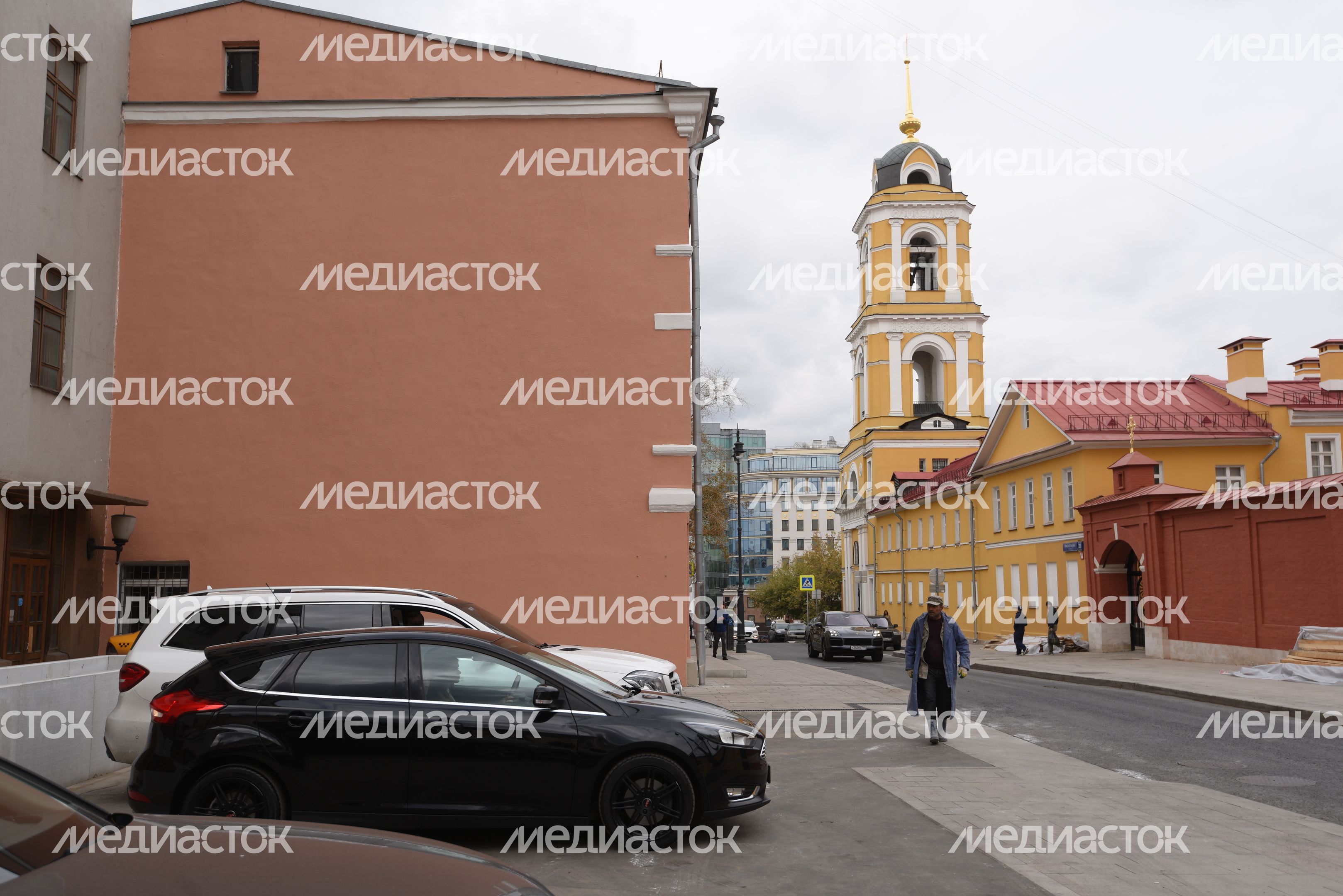 Граффити на улицах Москвы