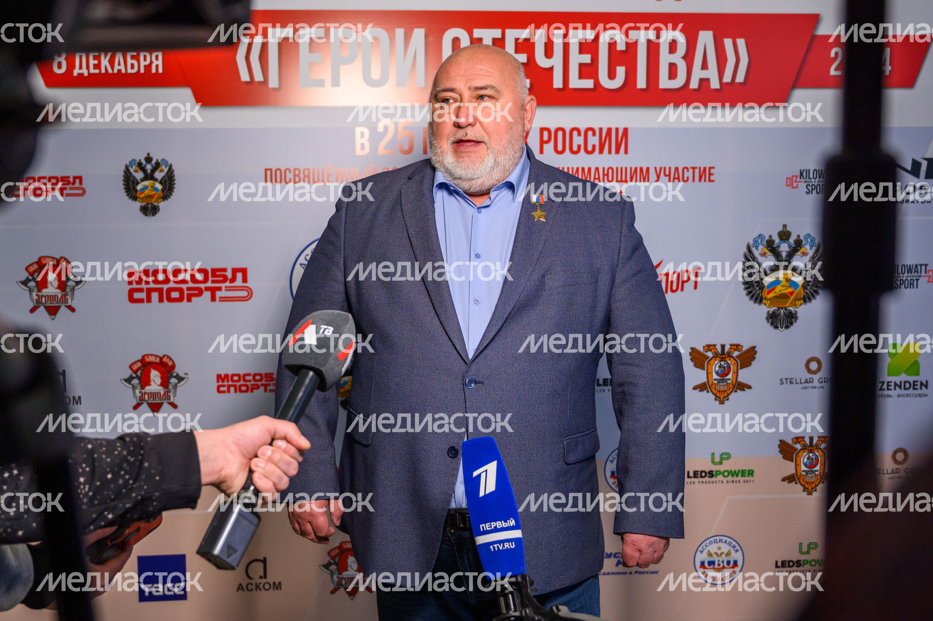 Герой России Алексей Романов на Межрегиональном турнире по единоборствам «Герои Отечества» в Люберцах Герой России Алексей Романов на Межрегиональном турнире по единоборствам «Герои Отечества» в Люберцах