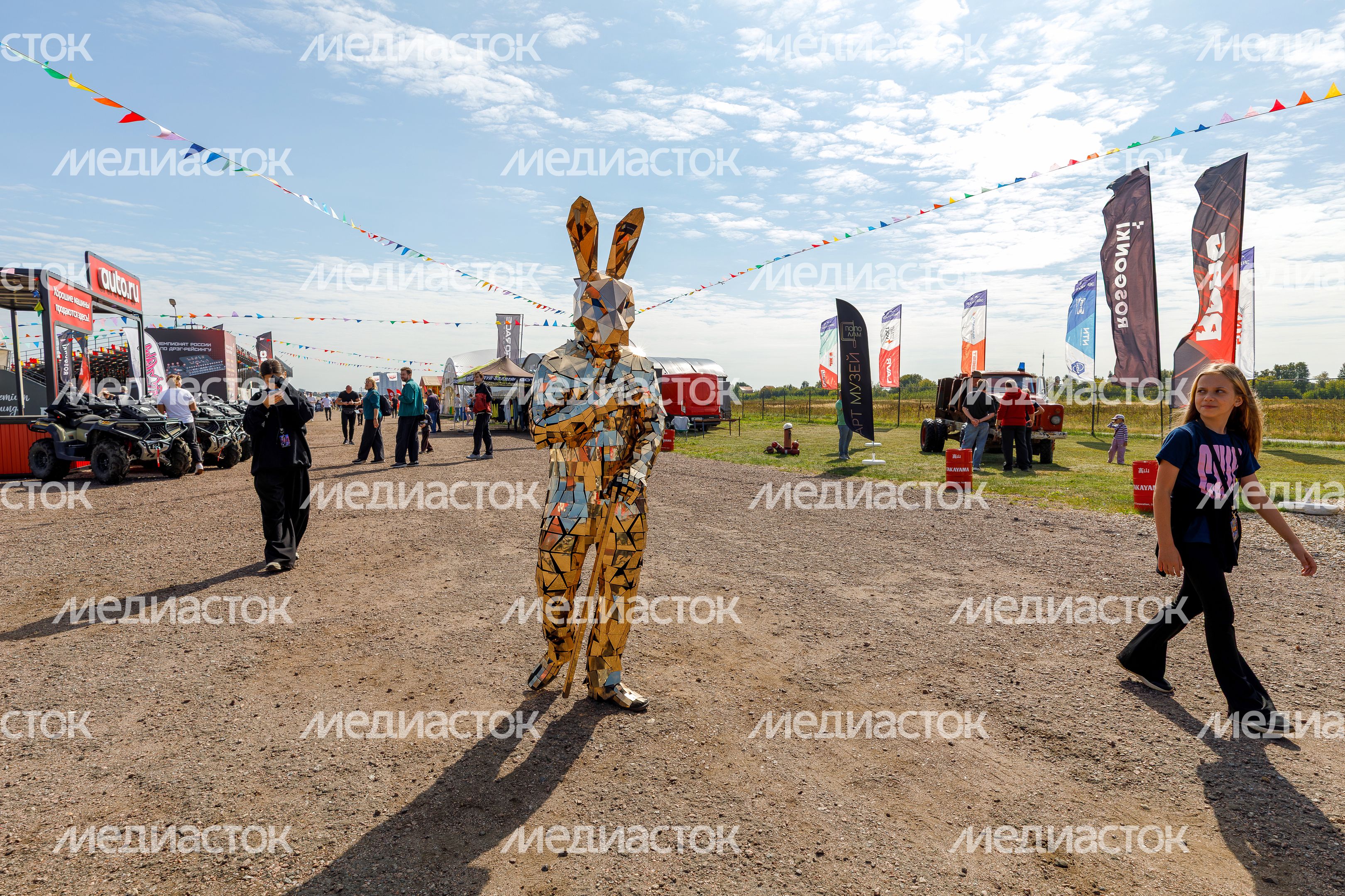 На Sueta Car Fest выбрали лучшие автомобили по тюнингу и автозвуку На Sueta Car Fest выбрали лучшие автомобили по тюнингу и автозвуку