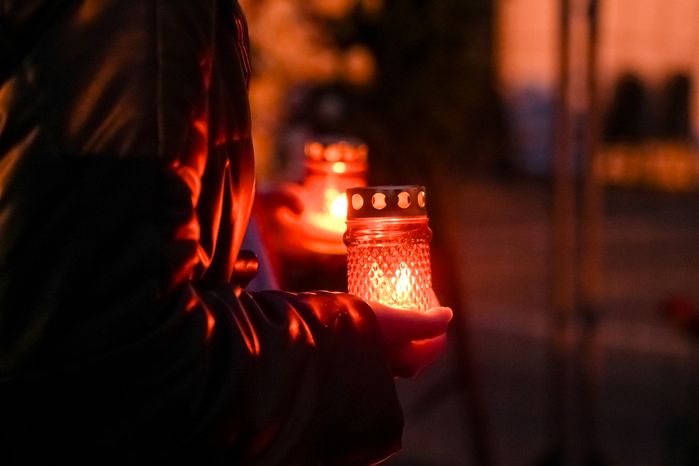 Акция памяти «Журавли» прошла на девятый день после теракта в "Крокус Сити Холле"