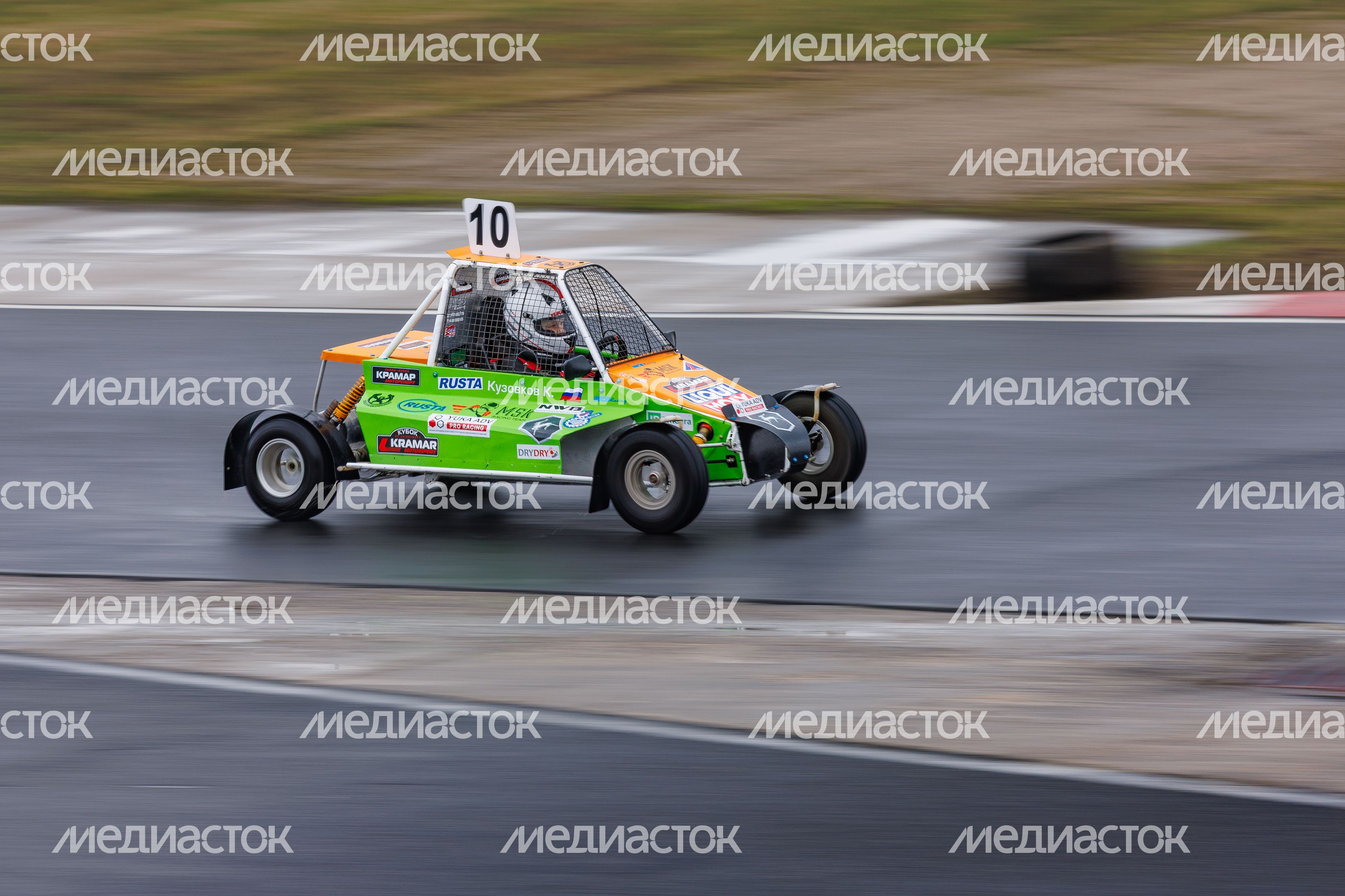Детский заезд на мини-багги на гоночной трассе ADM Raceway в Мячково Детский заезд на мини-багги на гоночной трассе ADM Raceway в Мячково