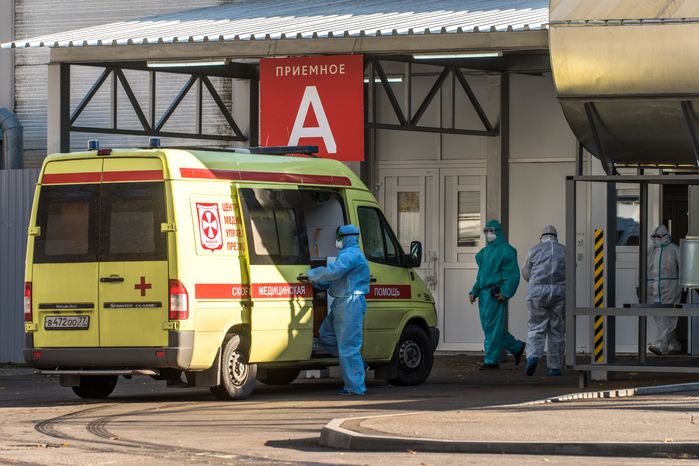 Временный госпиталь в конгрессно-выставочном центре «Сокольники»