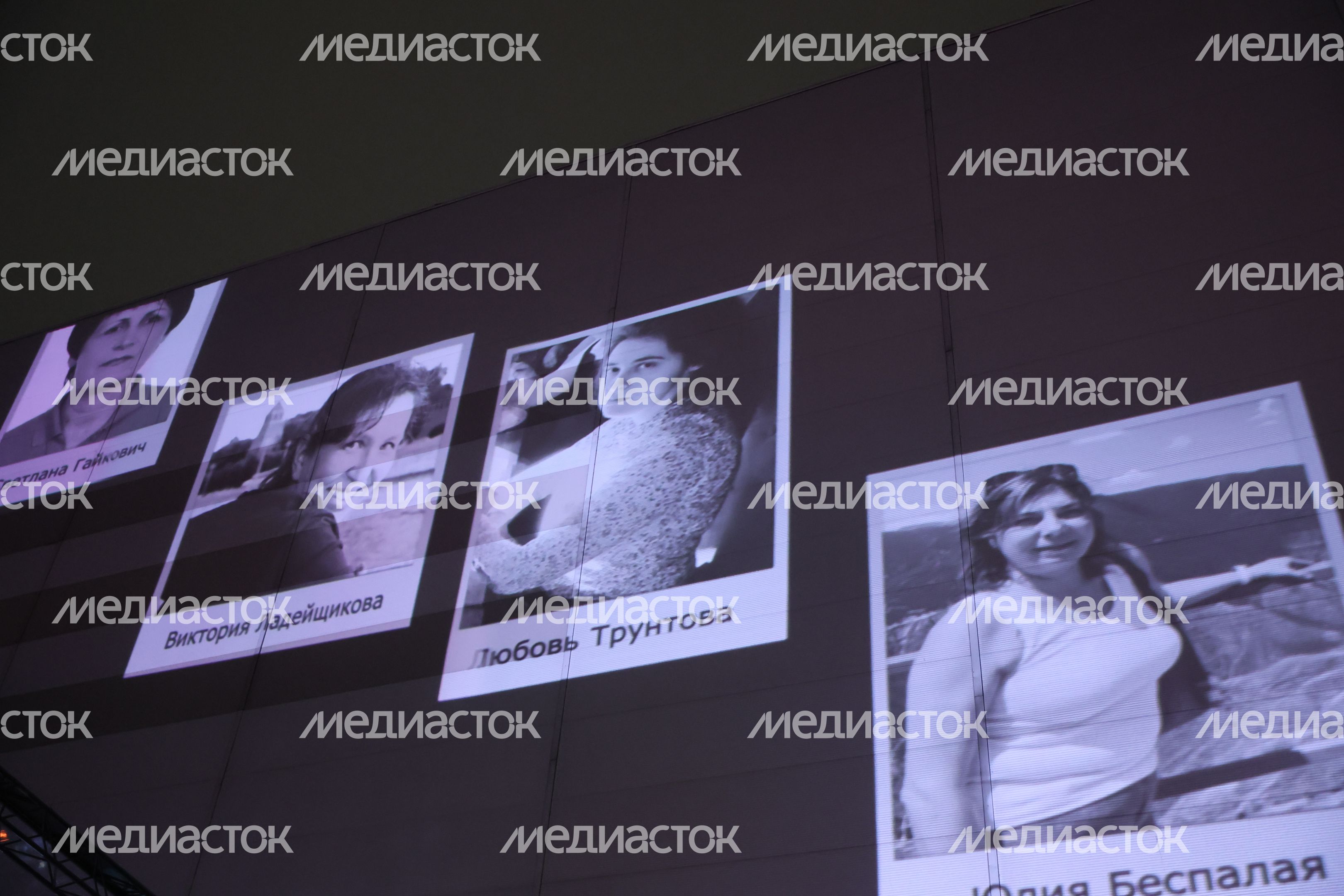 Акция памяти "Журавли" прошла на девятый день после теракта в "Крокус Сити Холле"