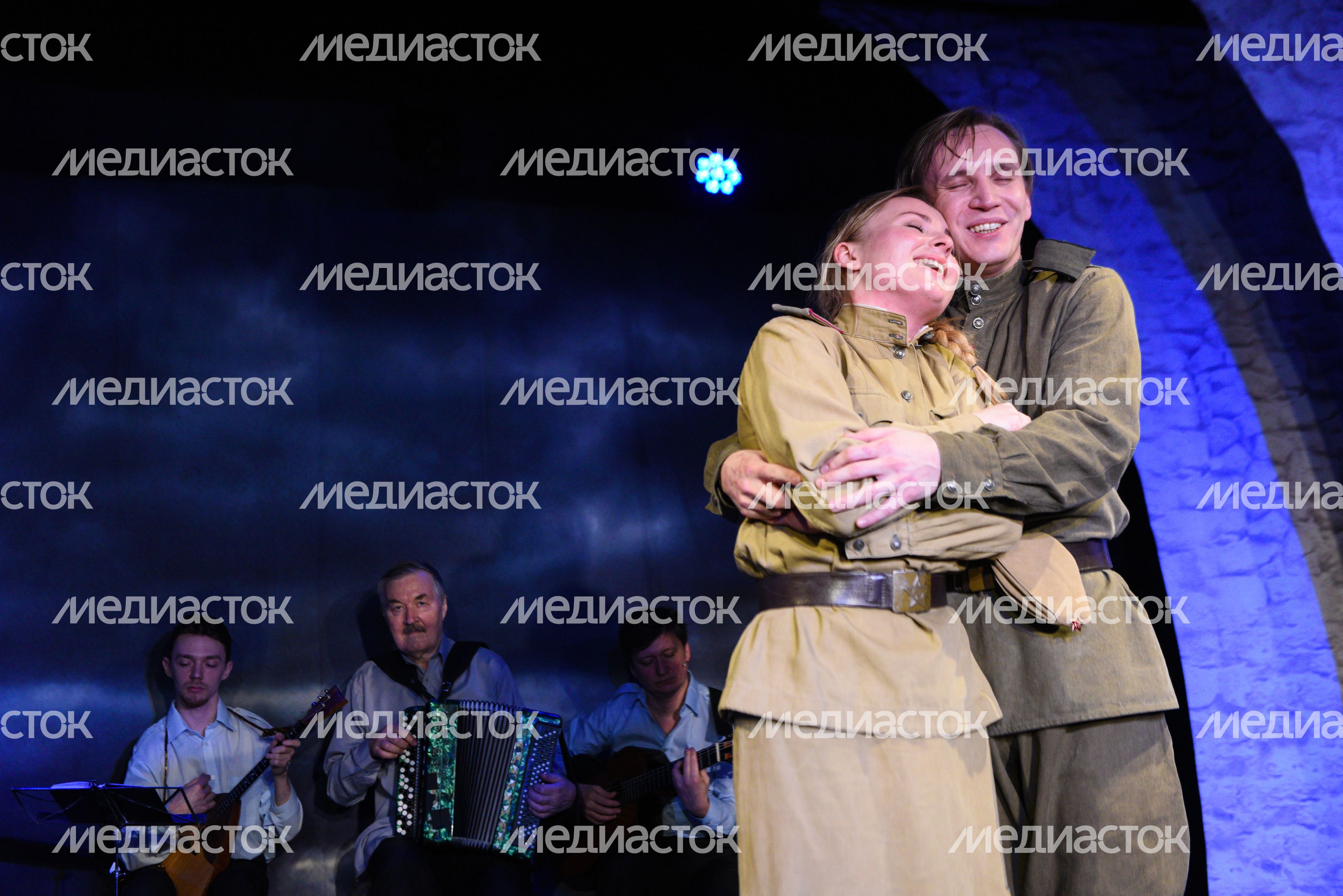 Спектакль «Спасибо деду за Победу!» в Русском духовном театре «ГЛАС» в Москве