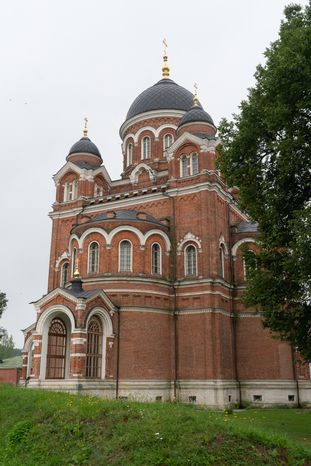 Можайск. Спасо-Бородинский монастырь