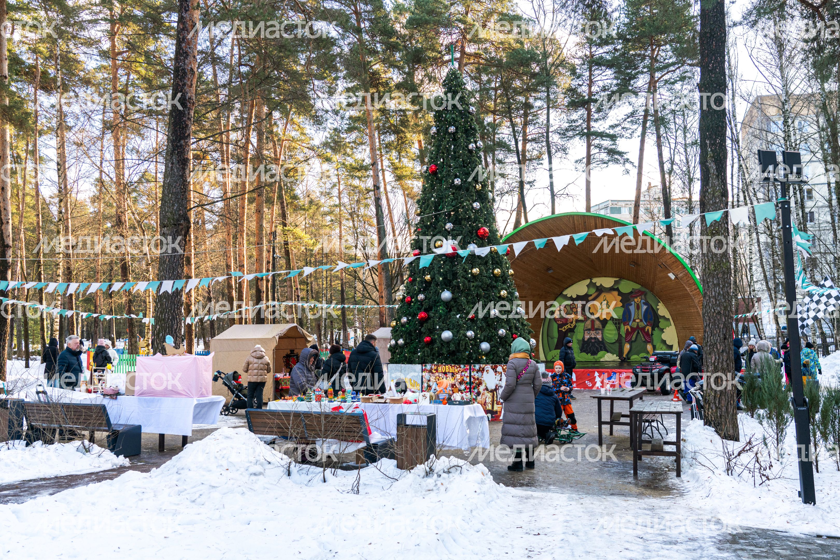 Спортивное мероприятие «Зимние рекорды» в детском городке «Сказочный»