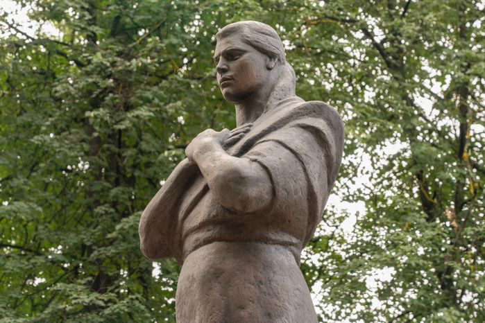 Аллея памяти в Клину
