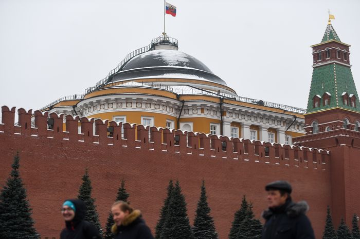 Последстивя сильного снегопада в Москве