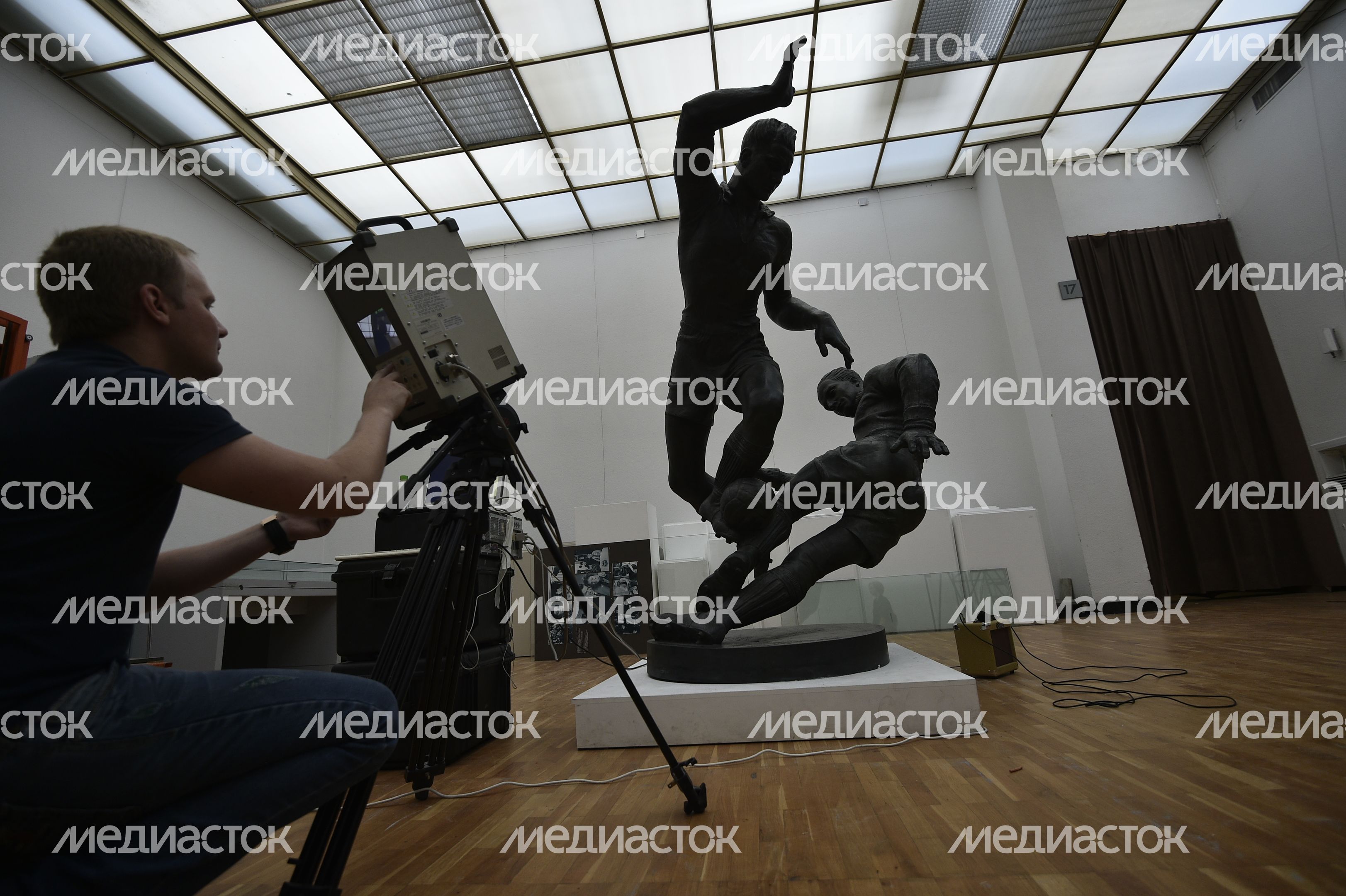 3D-сканирование скульптуры Чайкова «Футболисты» в Третьяковке