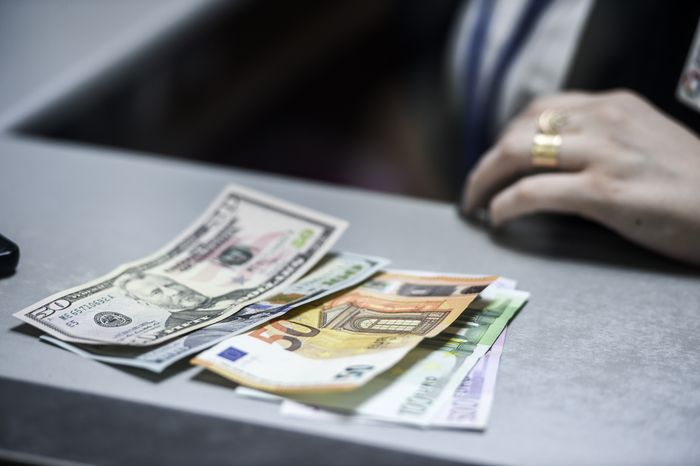 Система tax free для возврата НДС иностранцам начинает работу в России в тестовом режиме