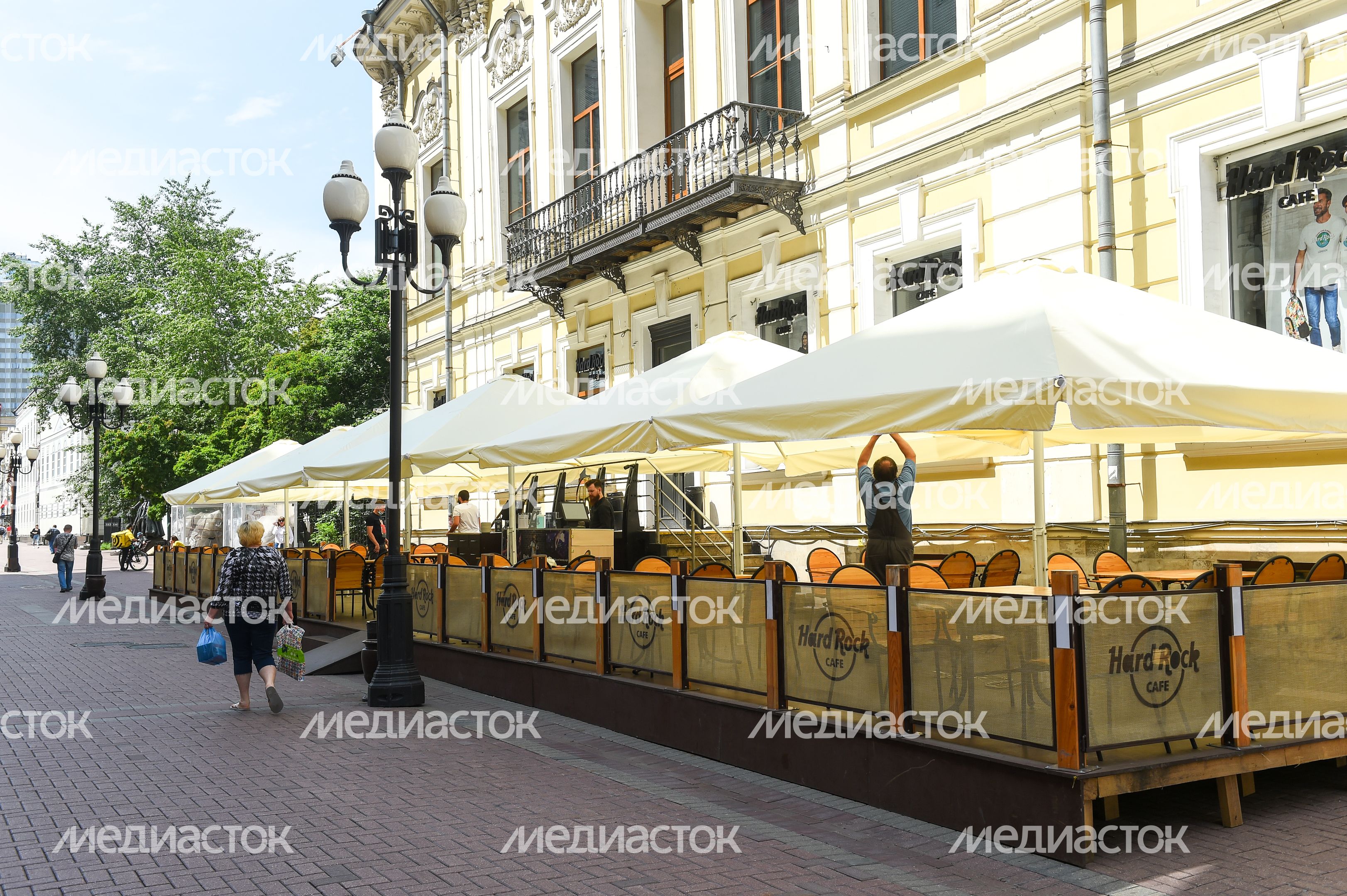 Новый этап снятия ограничений из-за коронавируса в Москве