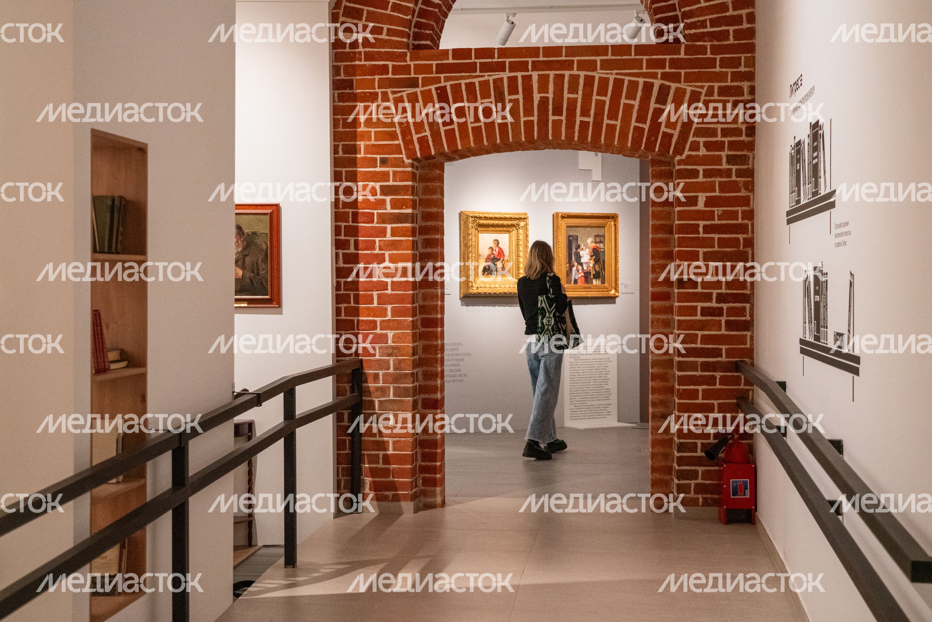 Выставка «Маковские. Константин и Владимир» в Серпуховском историко-художественном музее Выставка «Маковские. Константин и Владимир» в Серпуховском историко-художественном музее