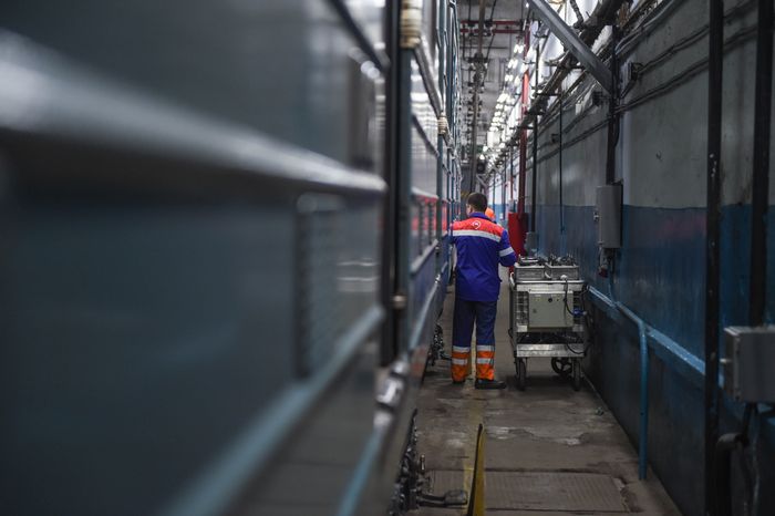 Кварцевание и мытье вагонов метро