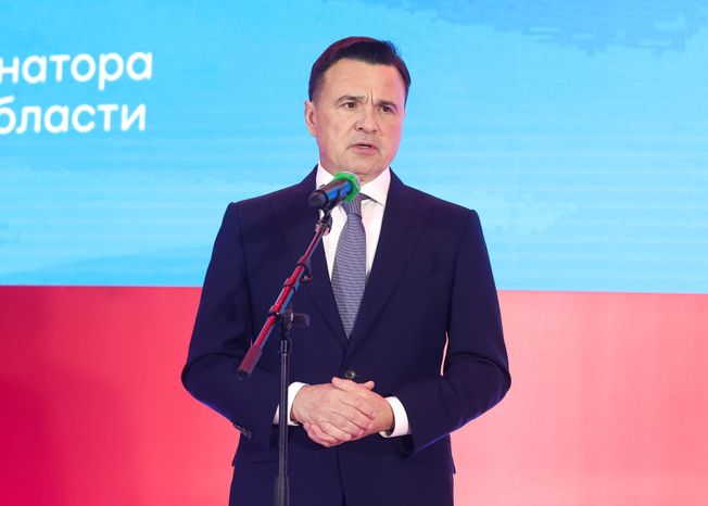 Награждение победителей XIII губернаторской премии "Мы рядом. Доброе дело"