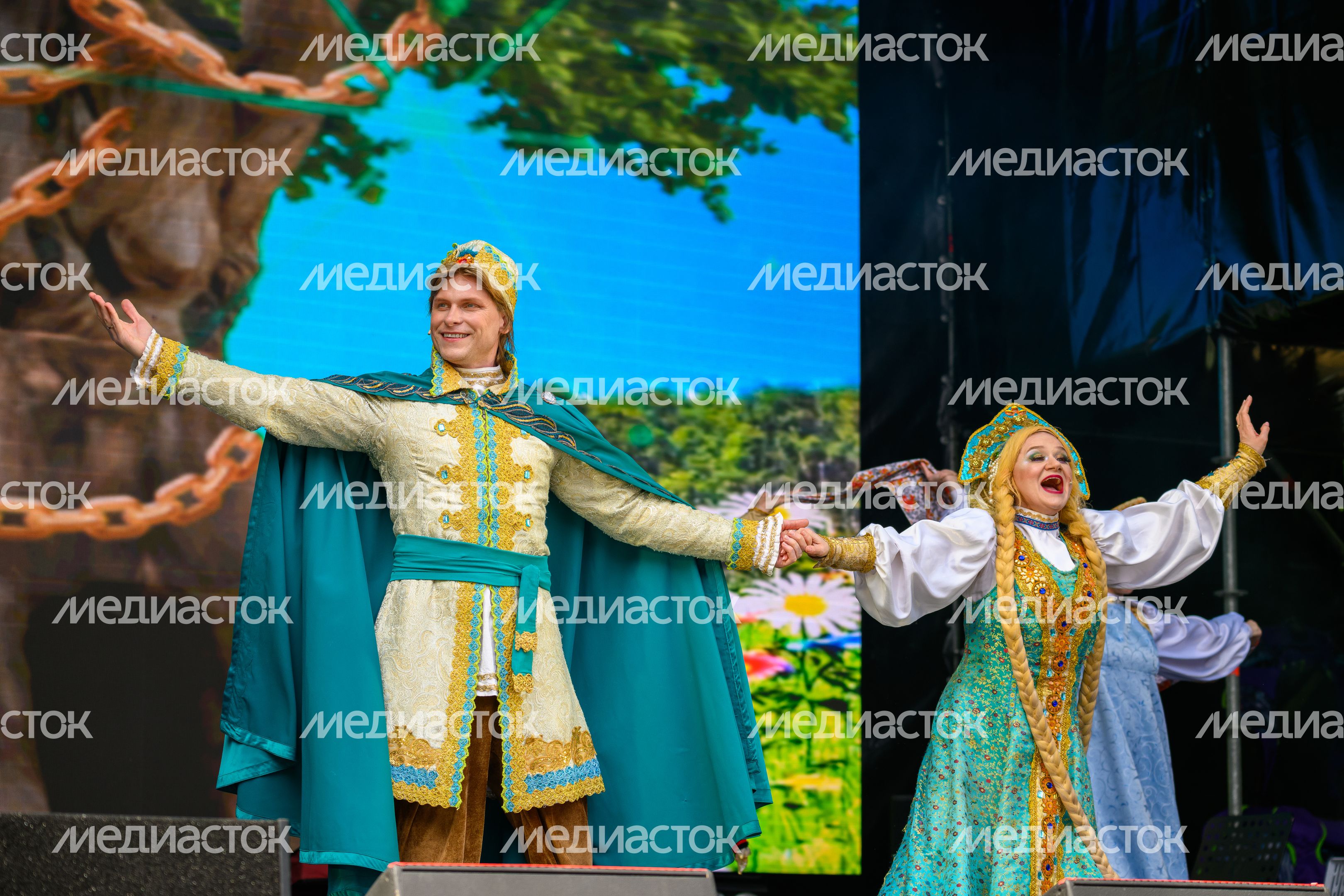 Спектакль «Лукоморье» по сказкам А. Пушкина на Литературном фестивале «Проект: Поэт» в усадьбе Вяземы
