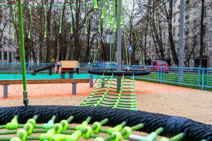 Новая детская площадка на улице Вокзальная в Красногорске