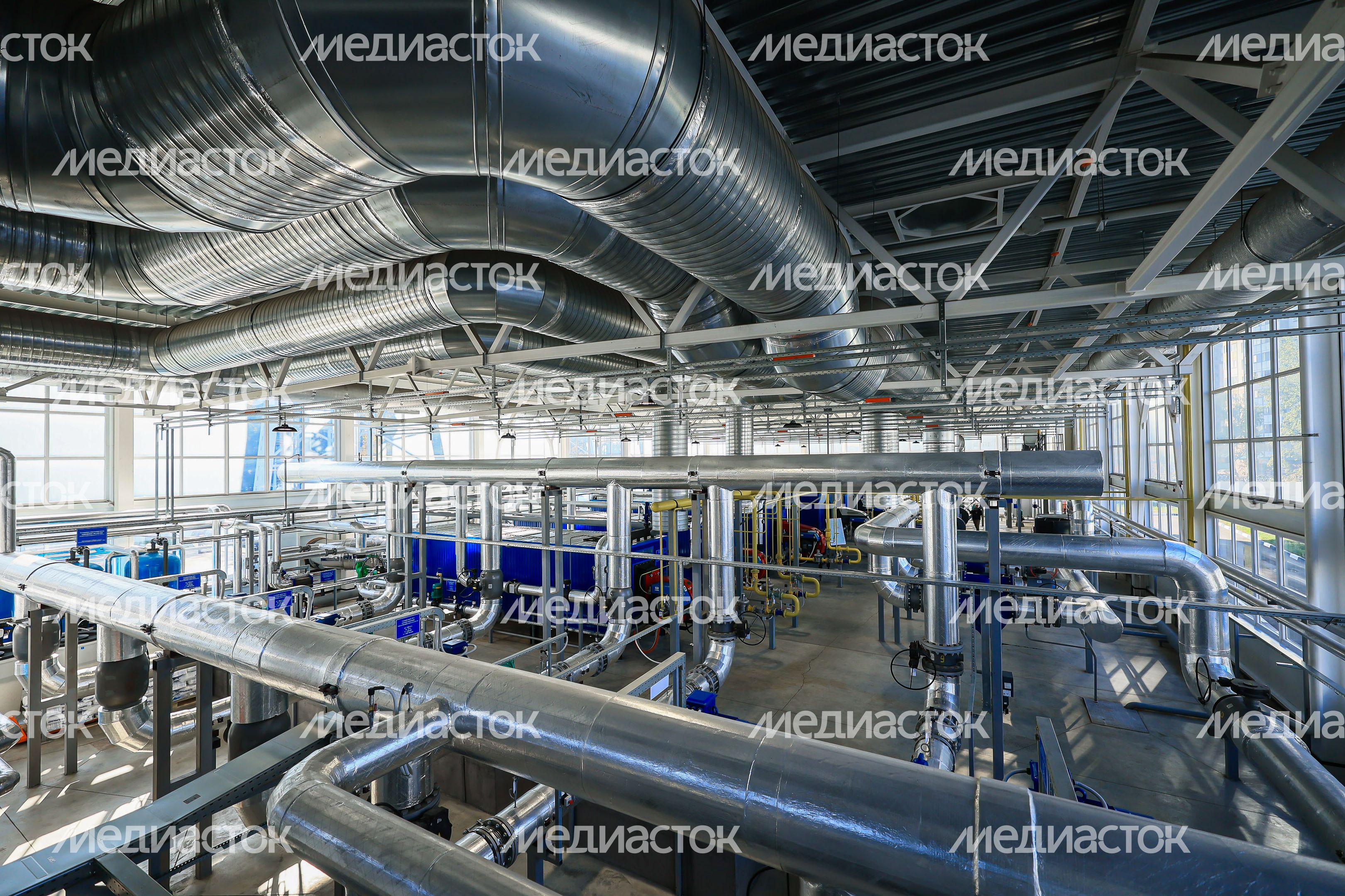 Осмотр новой котельной и реконструируемого участка теплосети в Королеве Губернатором Подмосковья
