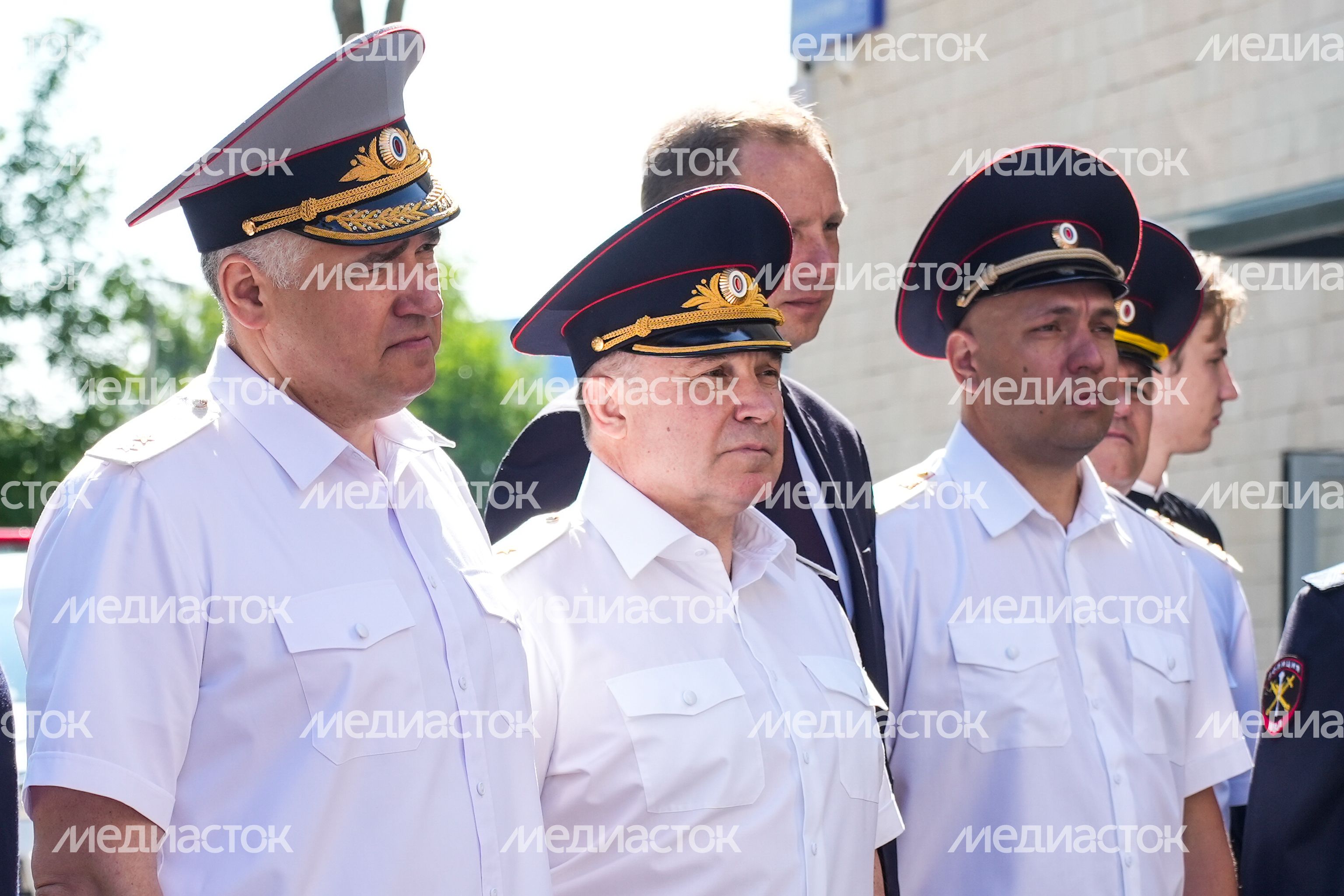 Андрей Воробьев поздравил сотрудников ГИБДД с профессиональным праздником