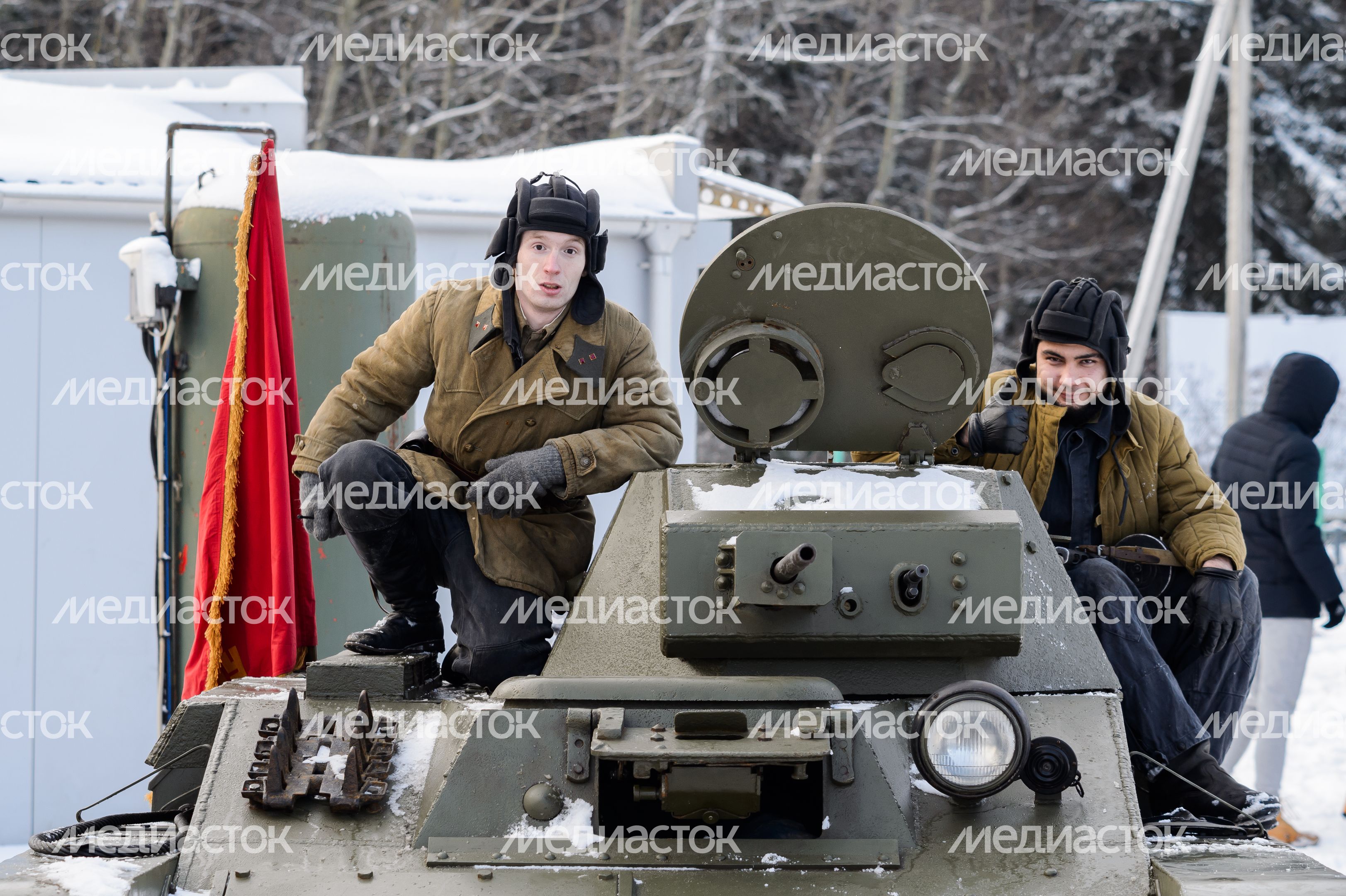 Мытищи. Военно-историческая реконструкция «Разгром немецких войск под Москвой» Мытищи. Военно-историческая реконструкция «Разгром немецких войск под Москвой»