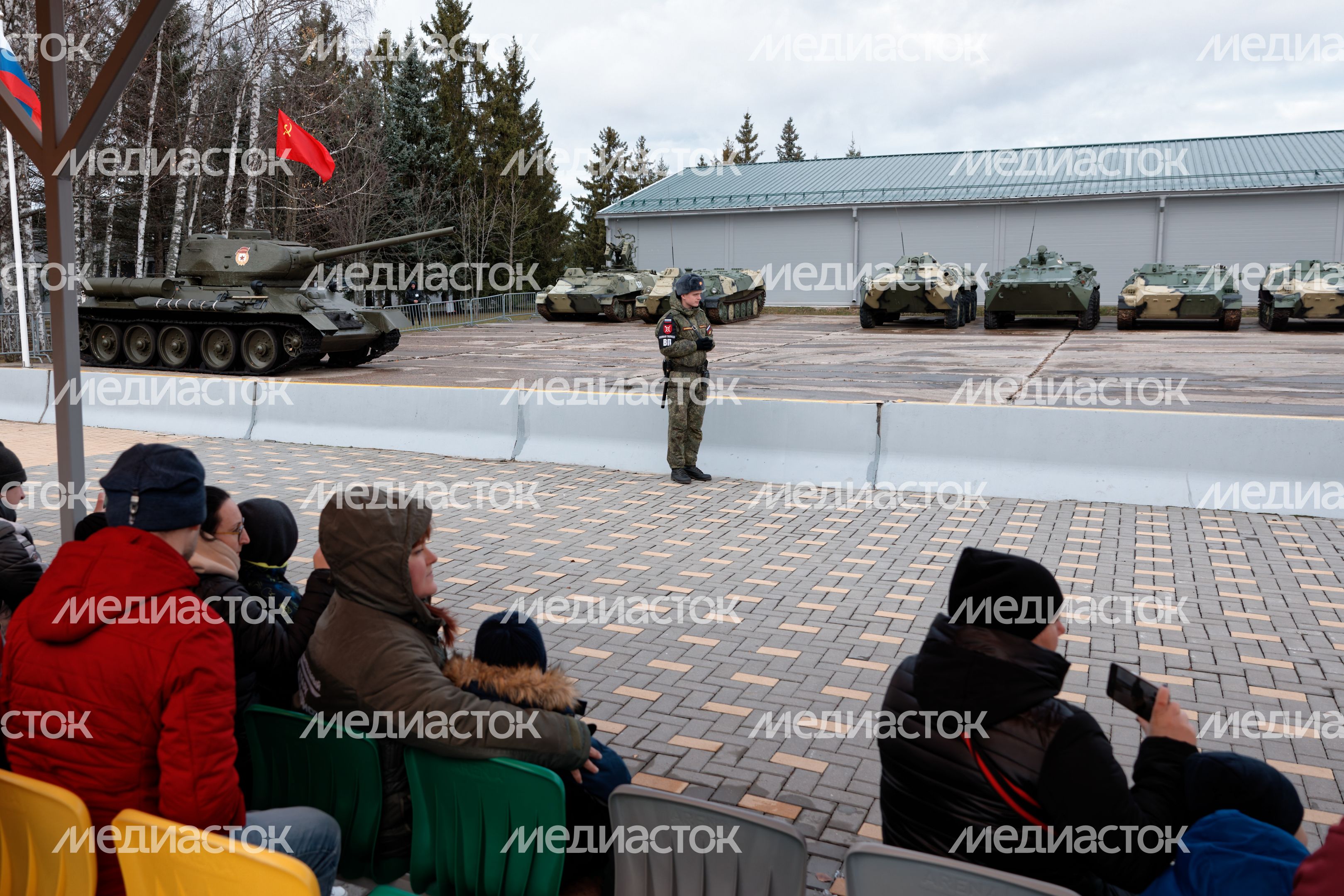 10-летие Центрального парка «Патриот» в танковом музее 10-летие Центрального парка «Патриот» в танковом музее