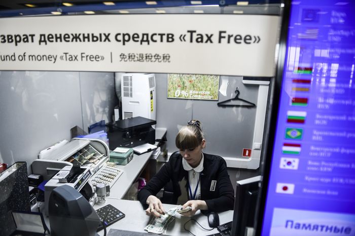 Система tax free для возврата НДС иностранцам начинает работу в России в тестовом режиме