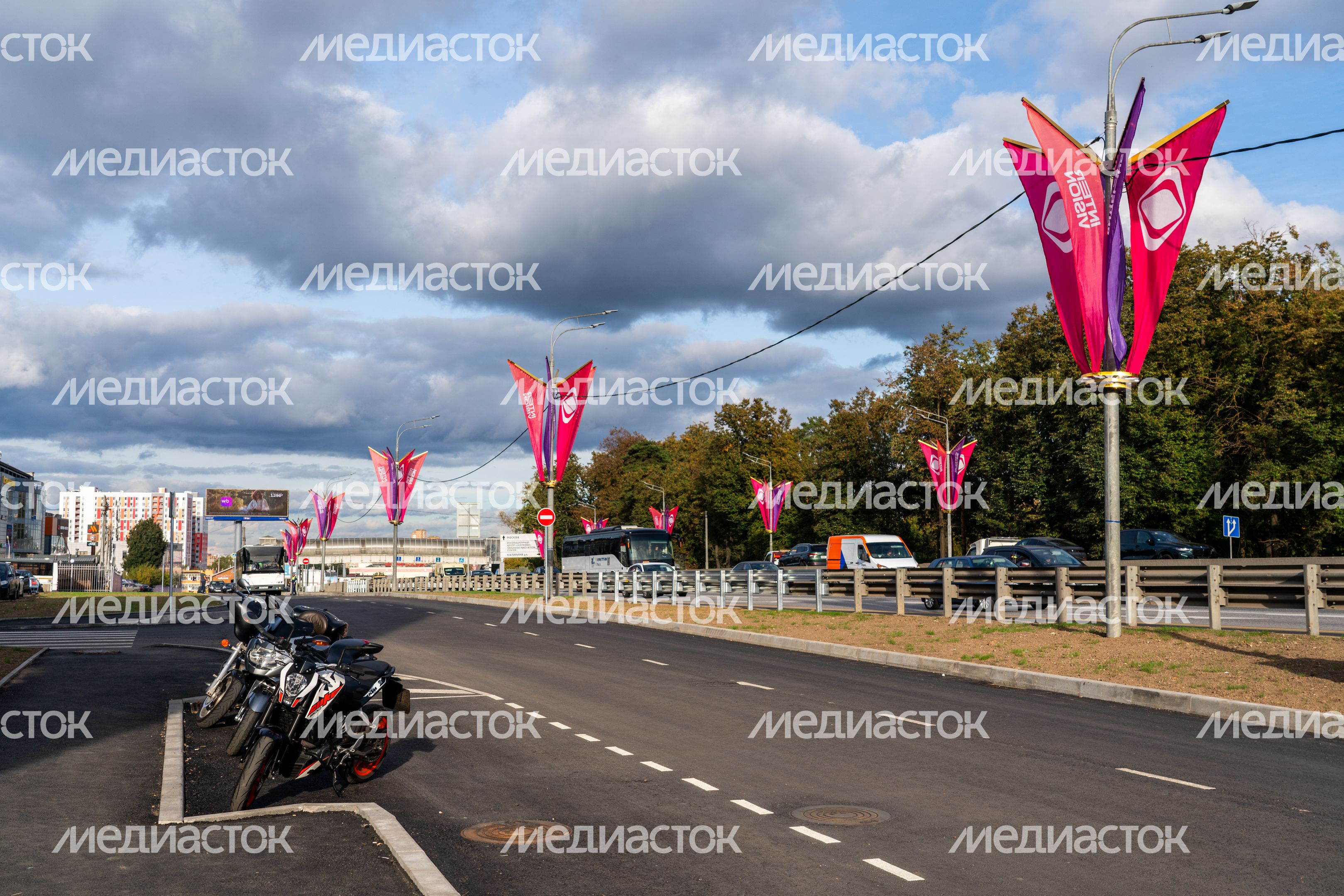 Новая автодорога в Одинцово к ТПУ «Сколково» Новая автодорога в Одинцово к ТПУ «Сколково»