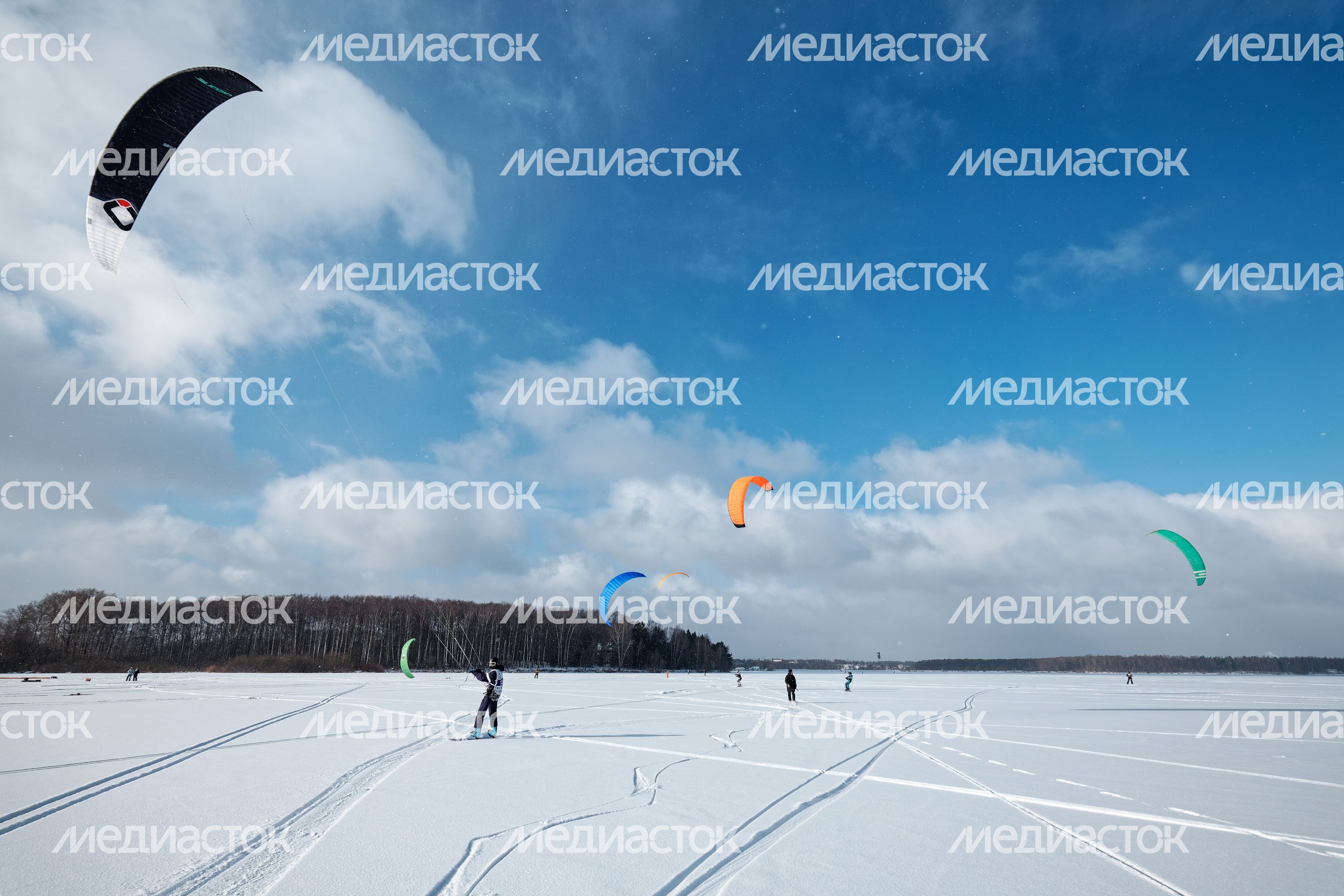 Чемпионат Московской области по сноукайтингу в Солнечногорске Чемпионат Московской области по сноукайтингу в Солнечногорске