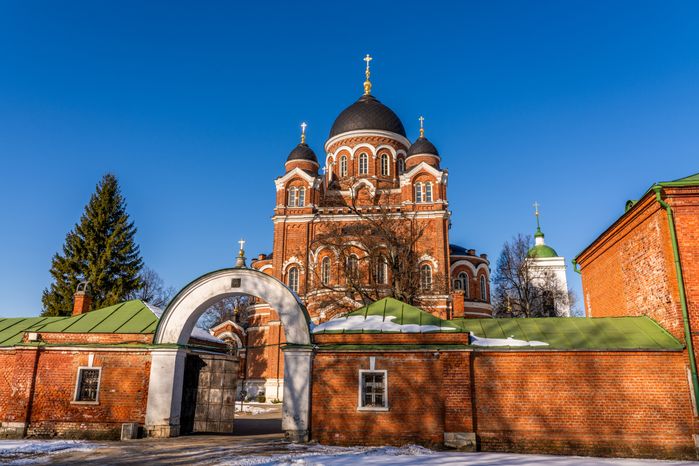 Спасо-Бородинский женский монастырь в деревне Семеновское Можайского округа
