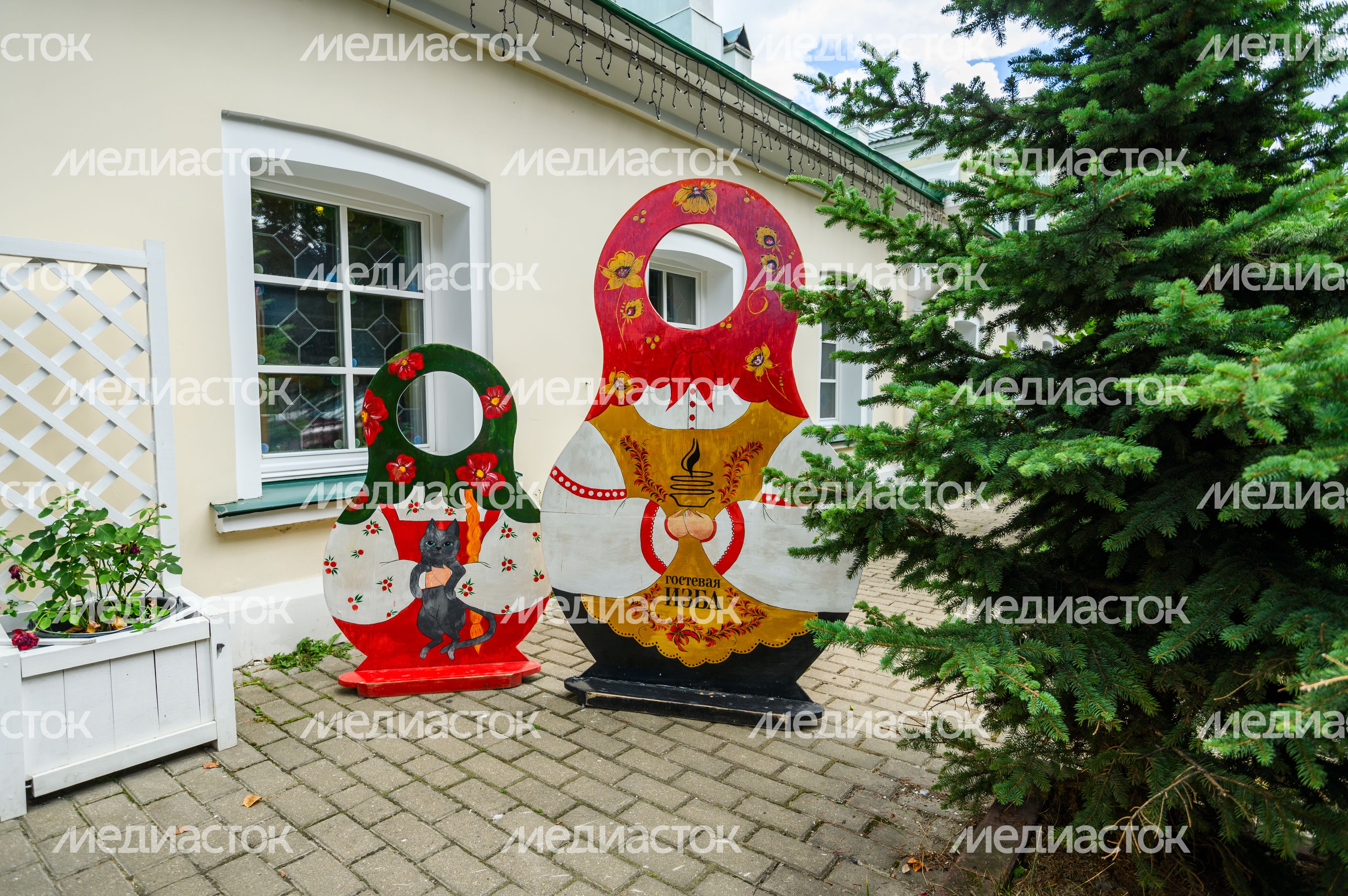 Ресторан-музей «Гостевая изба» в городе Сергиев Посад Ресторан-музей «Гостевая изба» в городе Сергиев Посад