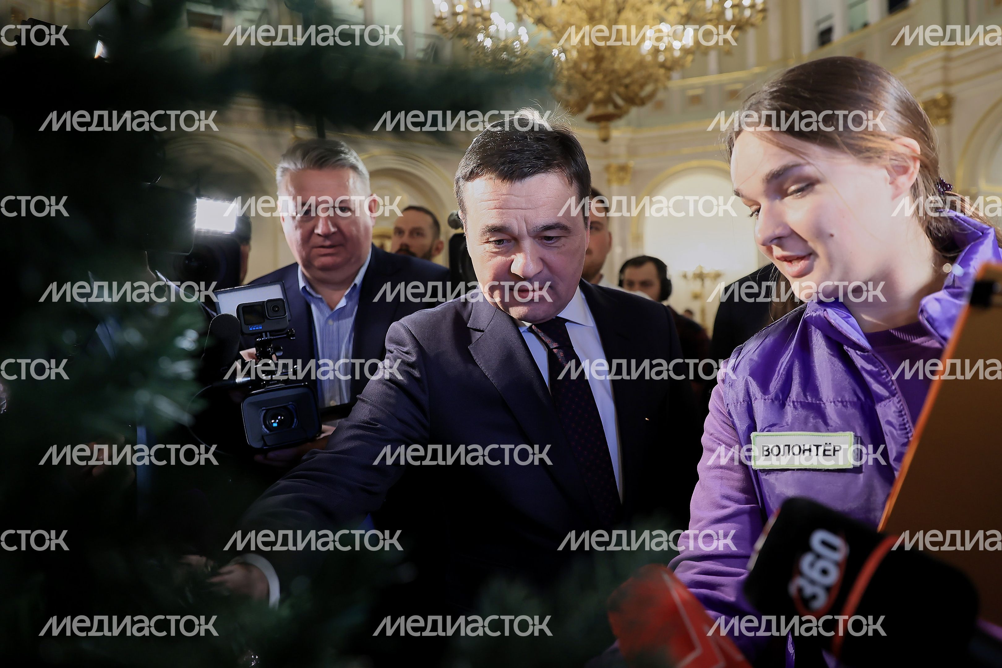 Участие Губернатора во Всероссийской акции «Елка желаний»