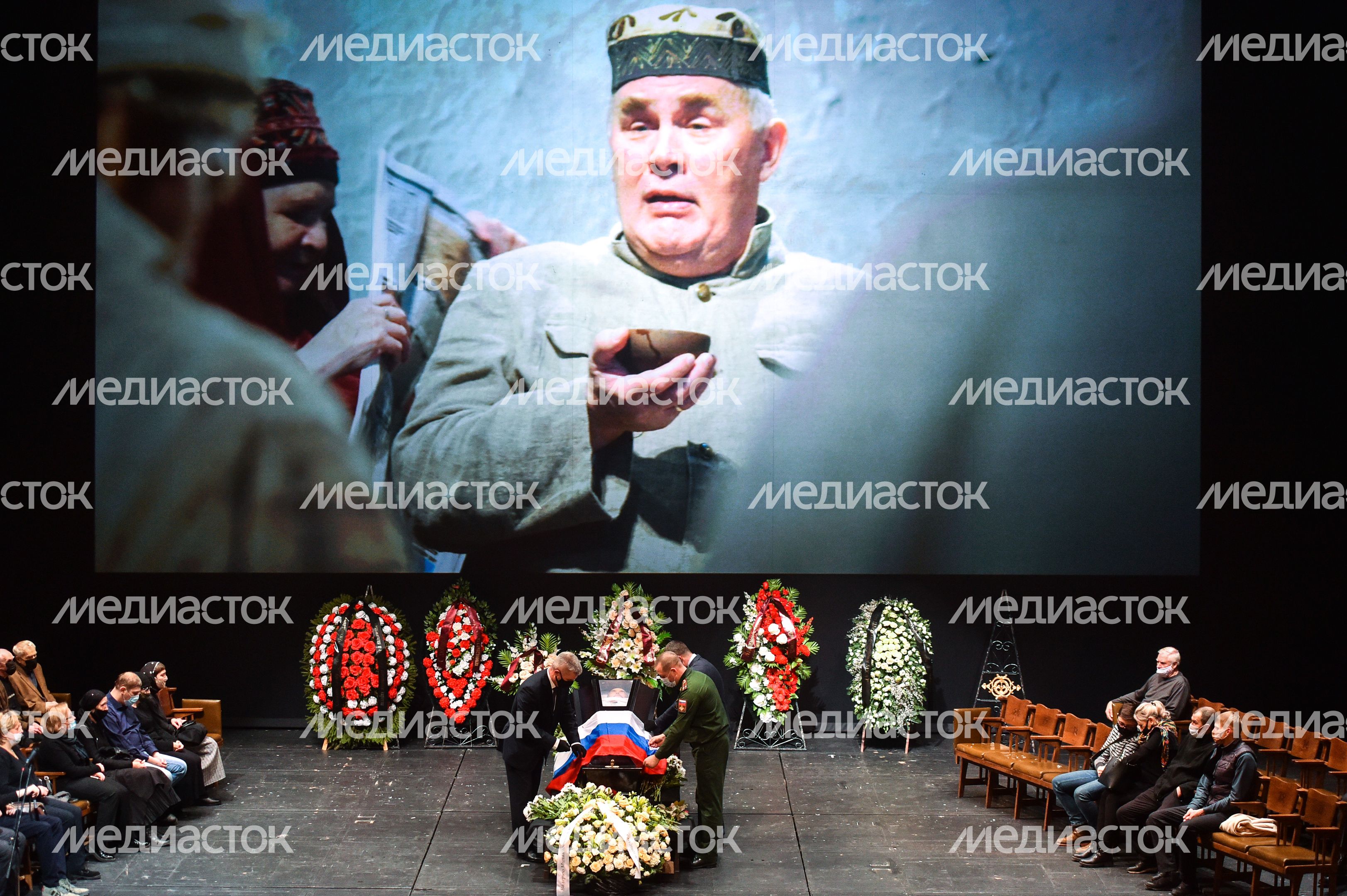 Церемония прощания с артистом Валерием Хлевинским в Московском художественном театре имени Чехова