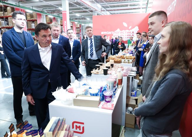 Андрей Воробьев принял участие в открытии распредцентра "Магнит" в Подольске