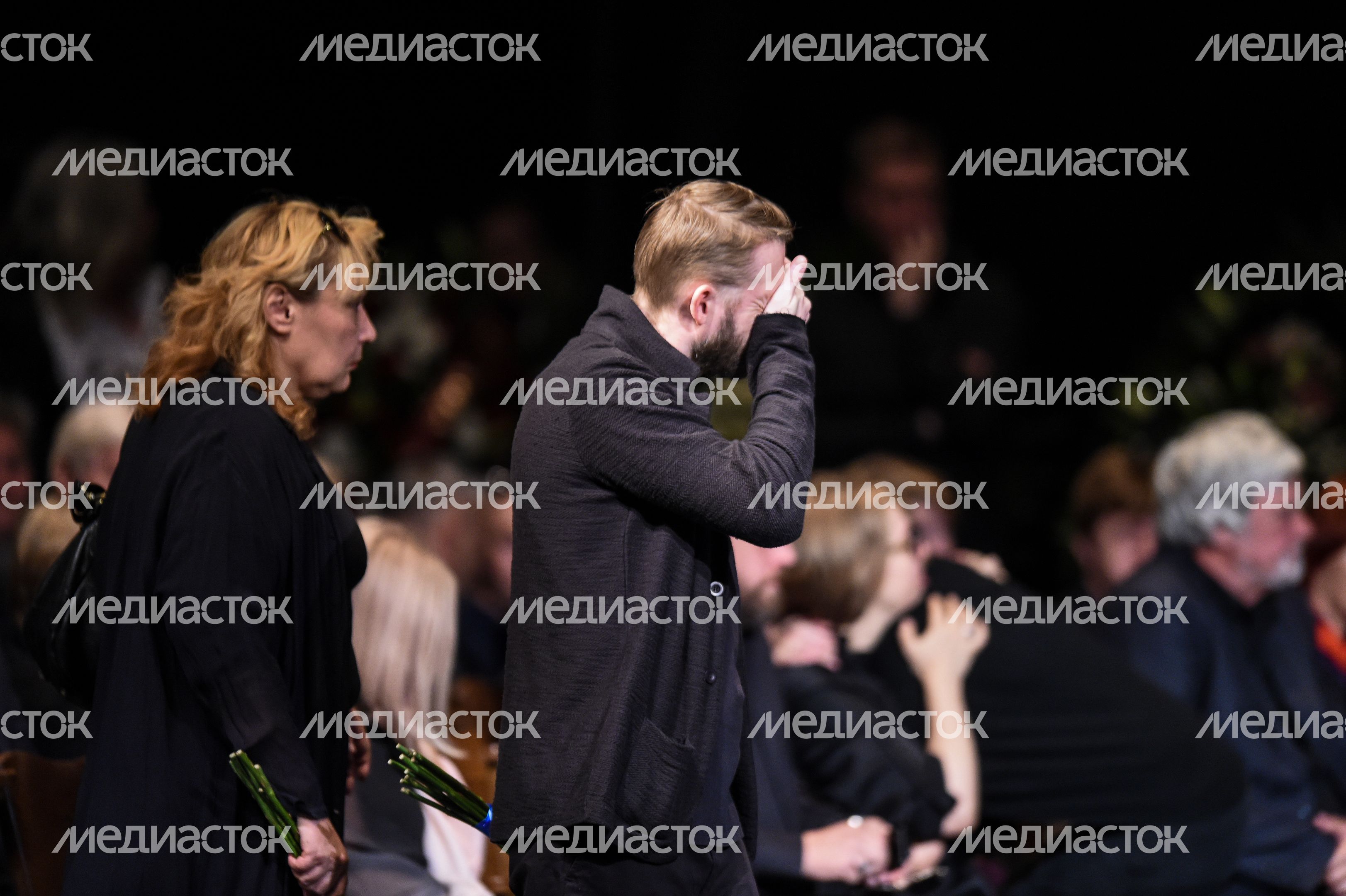 Церемония прощания с актером Дмитрием Брусникиным в Москве