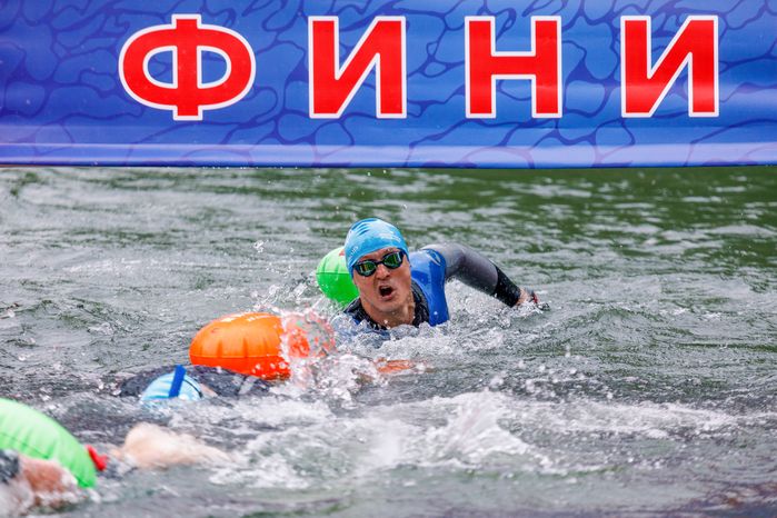 Заплыв на открытой воде Swimcup на Кореневском карьере в Люберцах