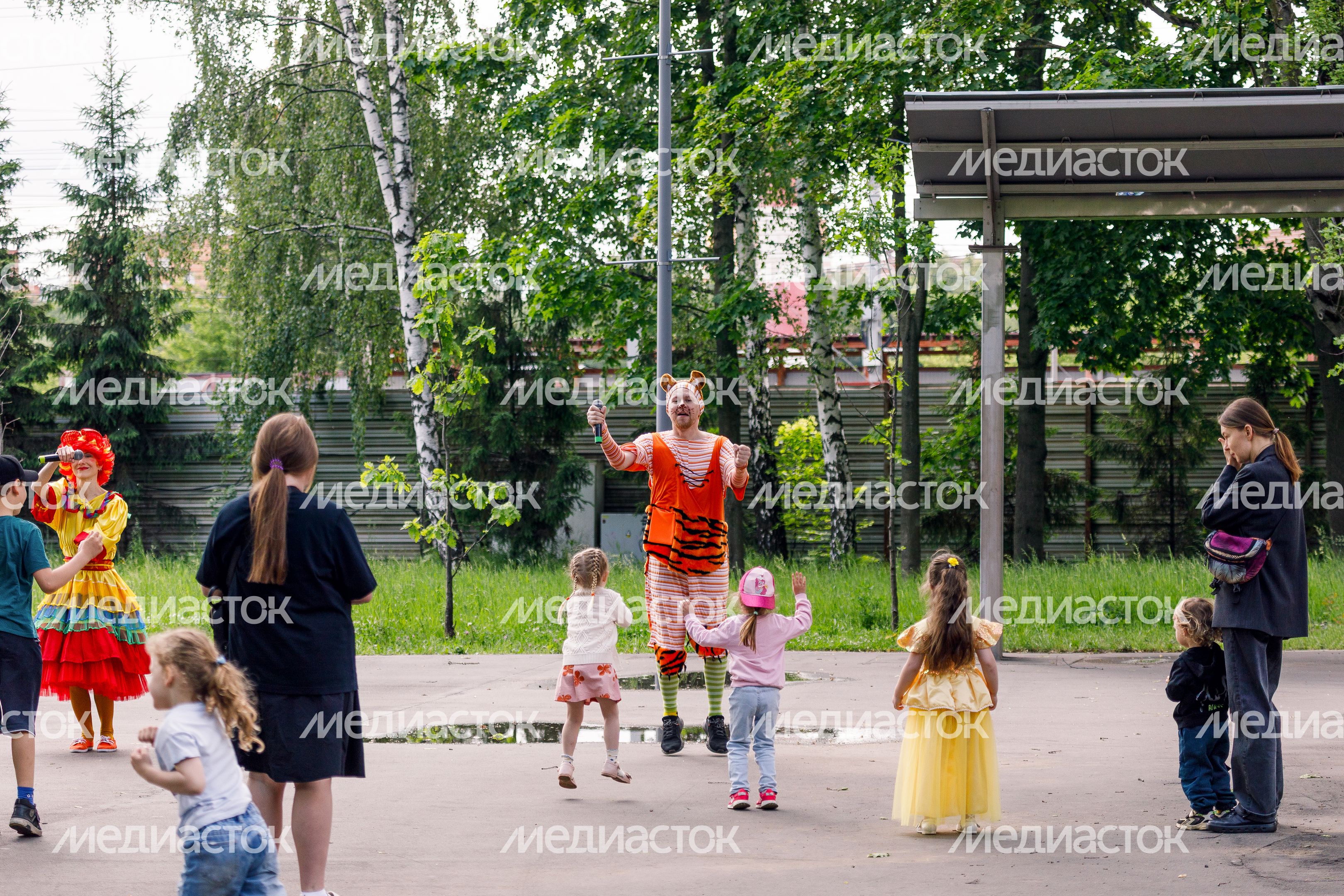 Праздник в честь Дня защиты детей в парке им. Л.Н. Толстого в Химках Праздник в честь Дня защиты детей в парке им. Л.Н. Толстого в Химках