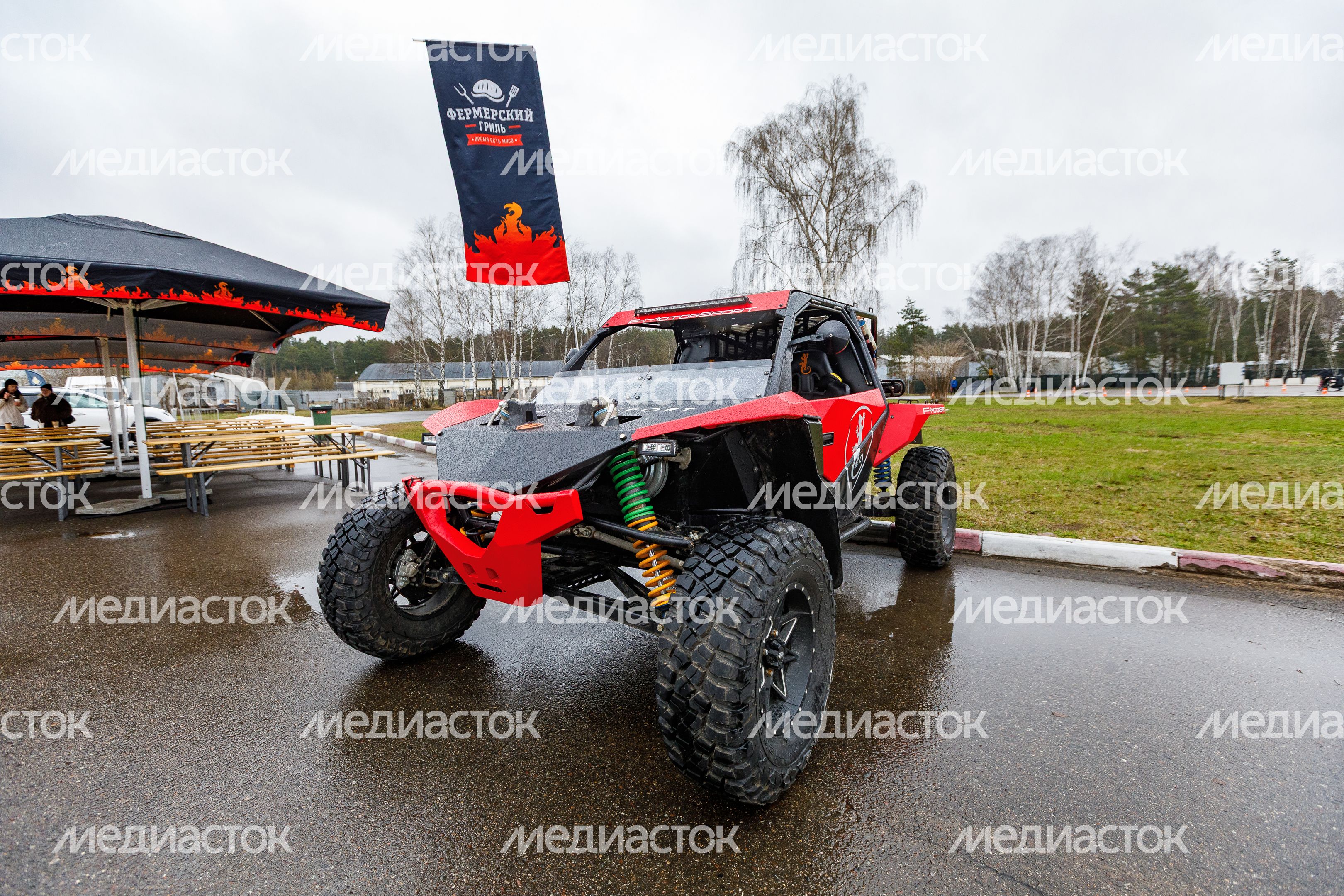 Детский заезд на мини-багги на гоночной трассе ADM Raceway в Мячково Детский заезд на мини-багги на гоночной трассе ADM Raceway в Мячково