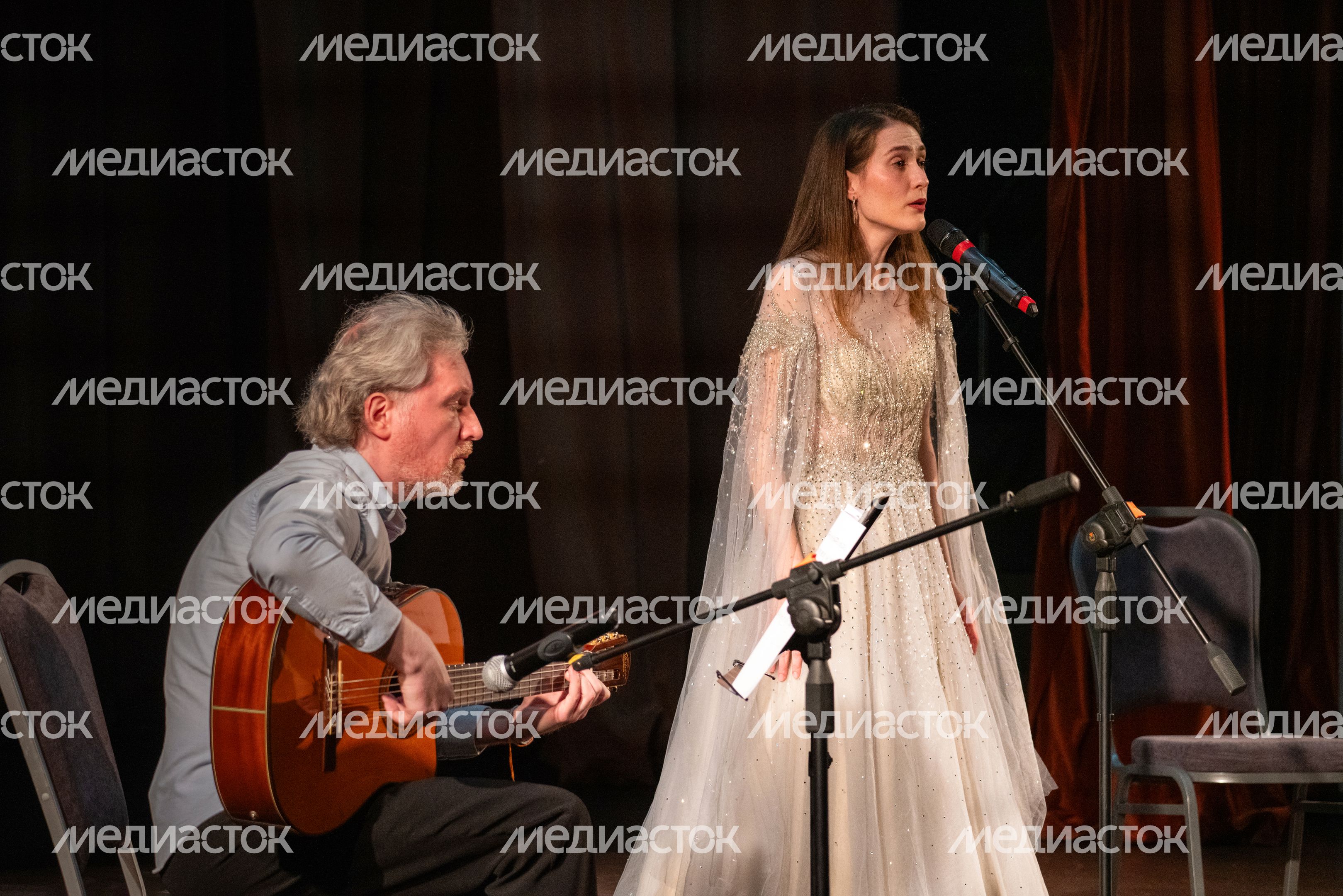 Исландская певица Анна Халлдорсдоттир на концерте «Я вижу даль твою, Россия…» к выставке «Саврасов и тишина»